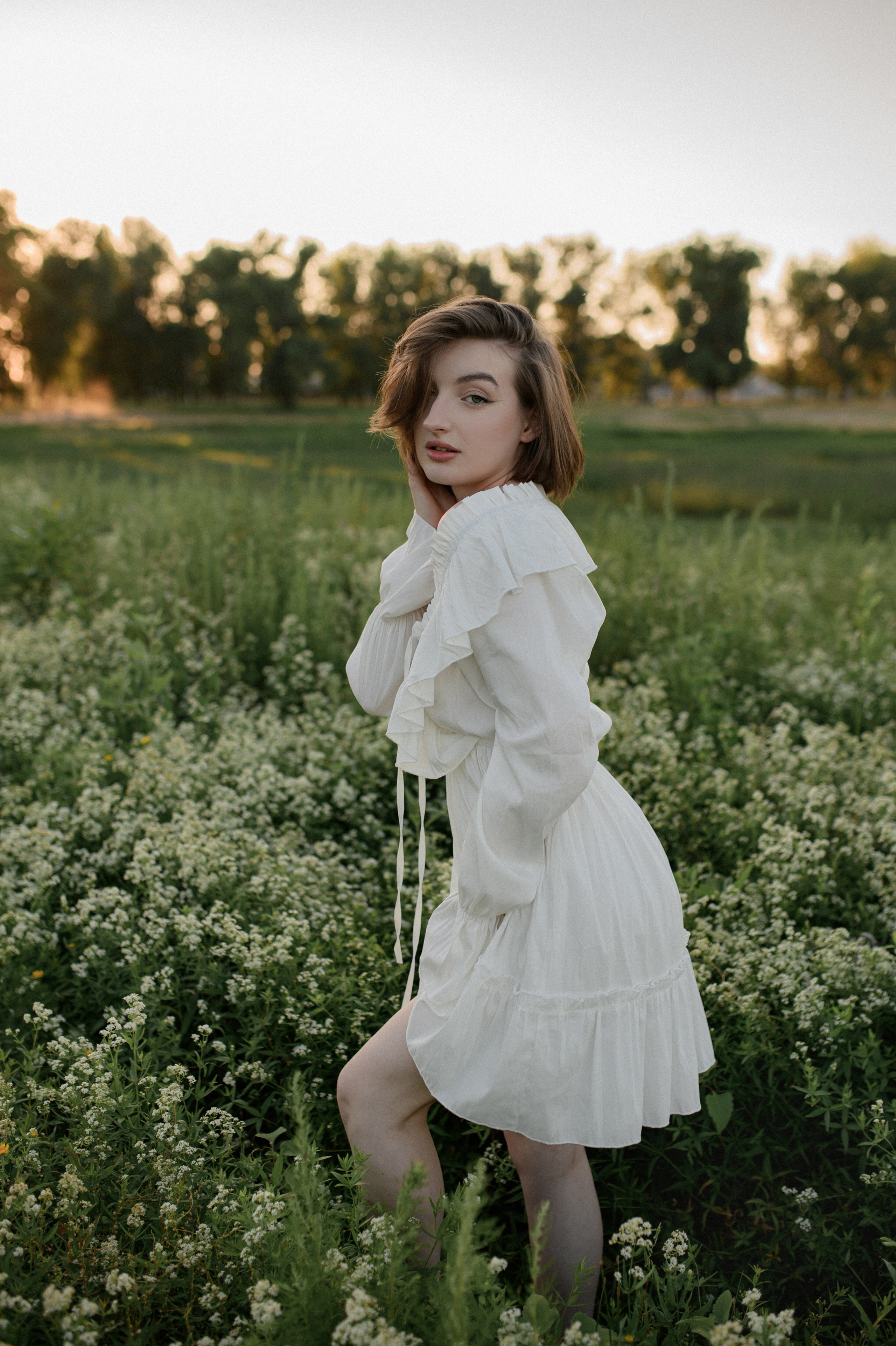 Полина и поле. Www.ostermiller.ru