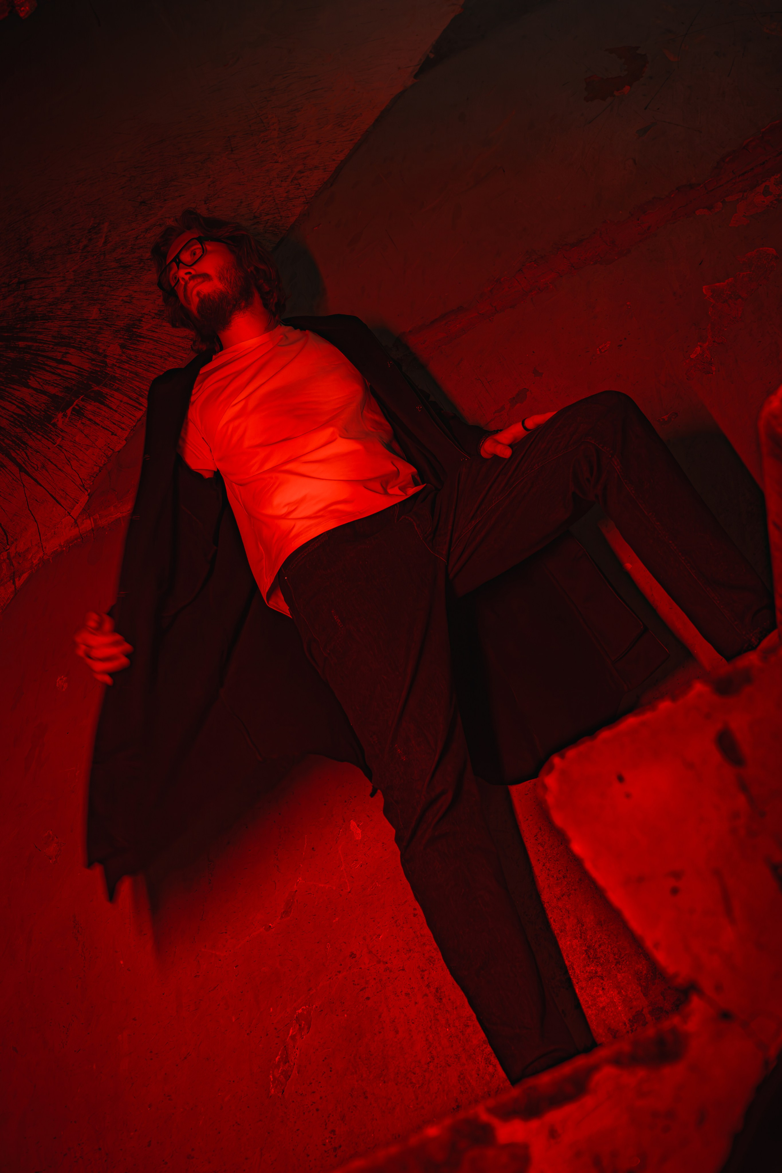 Мрак в неоновых лучах. Репортажный фотограф Анастасия Рубцова