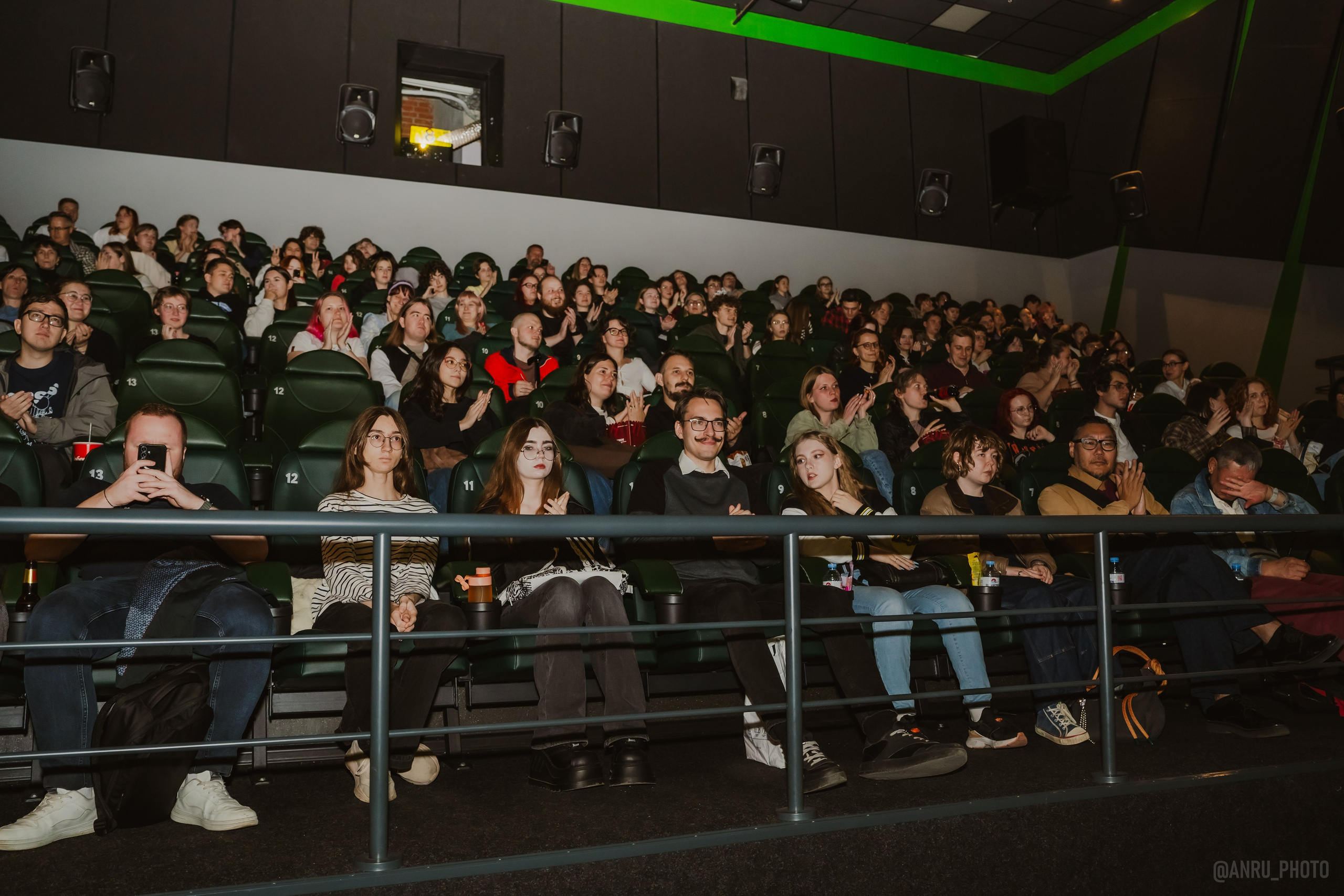 Предпоказ «Выход 8». Репортажный фотограф Анастасия Рубцова