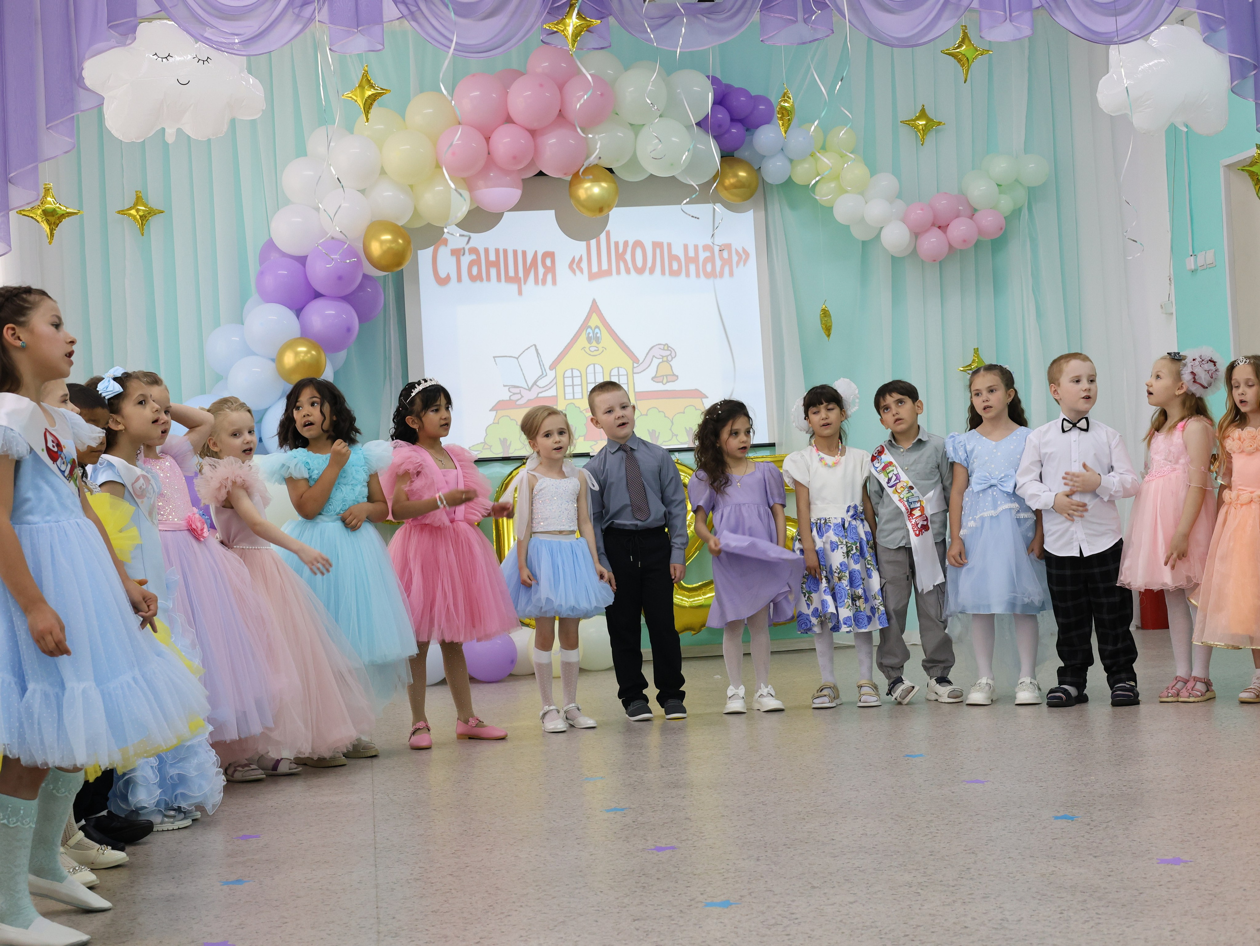 Выпускной в саду. Мания, портретный фотограф в городе Оренбург