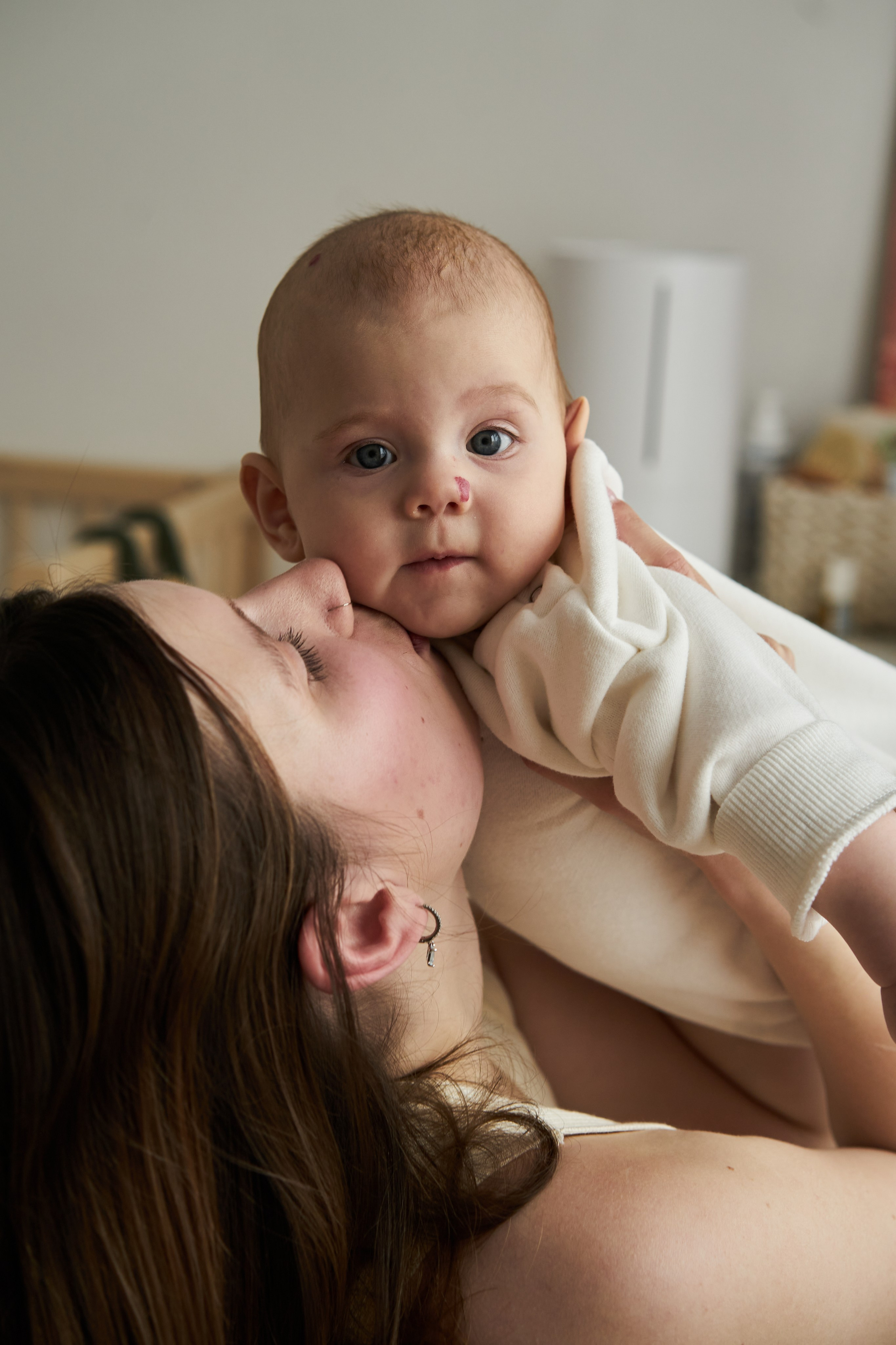 Семейная фотосессия дома. Фотограф Екатеринбург Кокшарова Александра