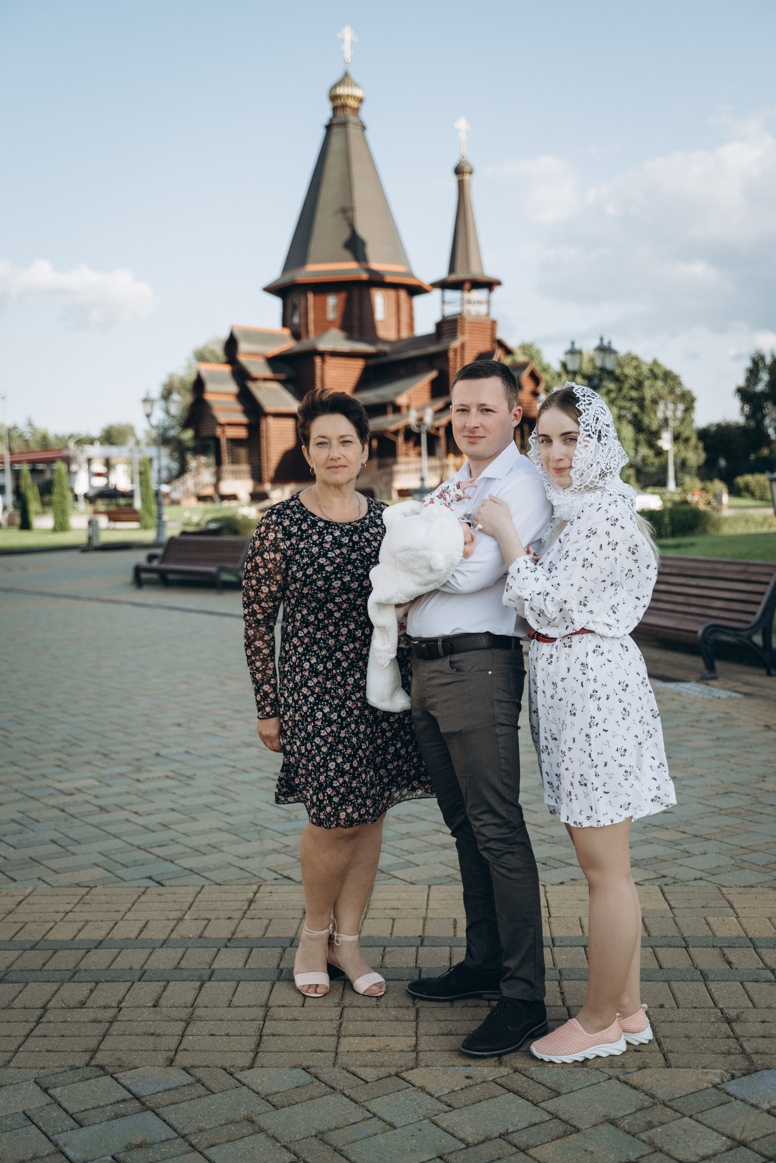 Крещение маленькой Александры (частичная конфиденциальность). Семейный фотограф в Минске Дарья Дреко