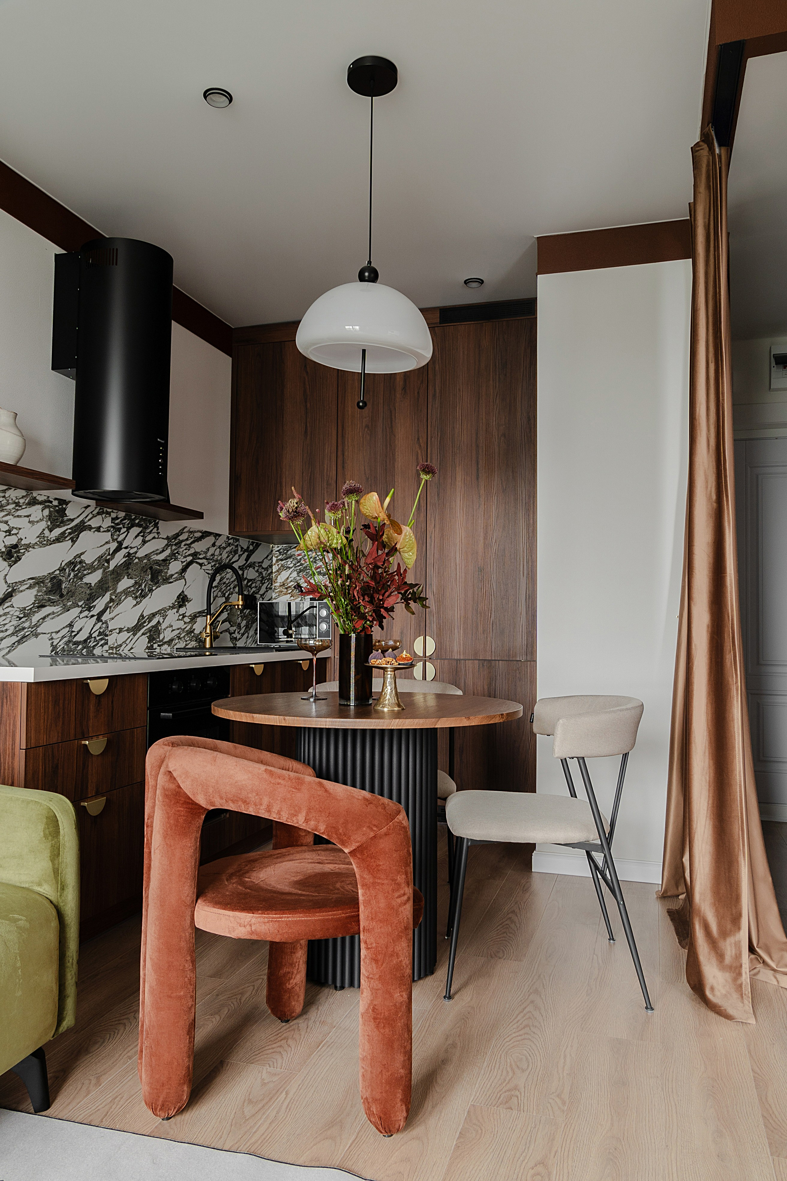 2-й Нагатинский проезд. Контент-съёмка и бизнес-портреты в Москве. Виктория Кулюкина