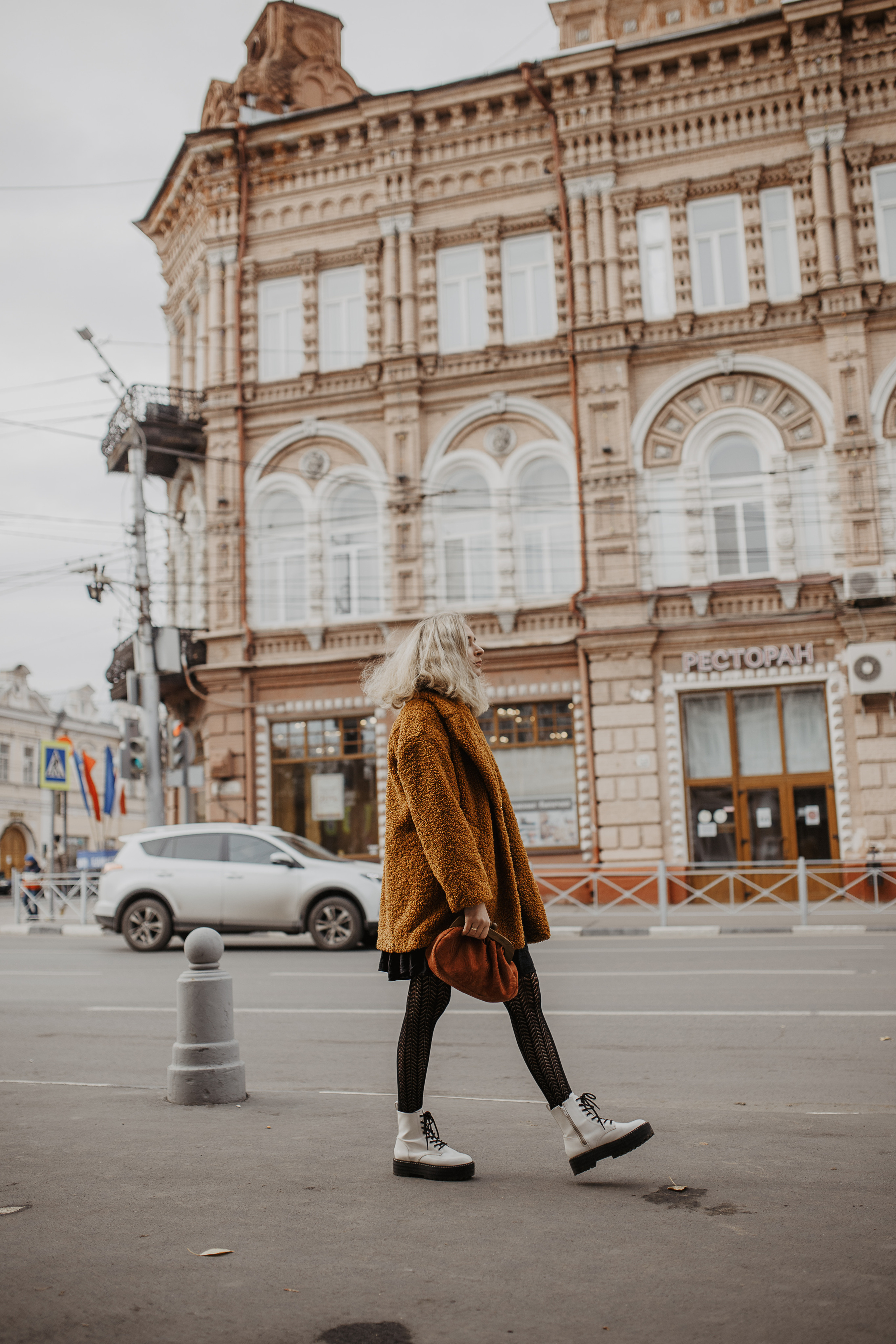 Лиза. Фотограф в Саратове Максим Ветлицкий