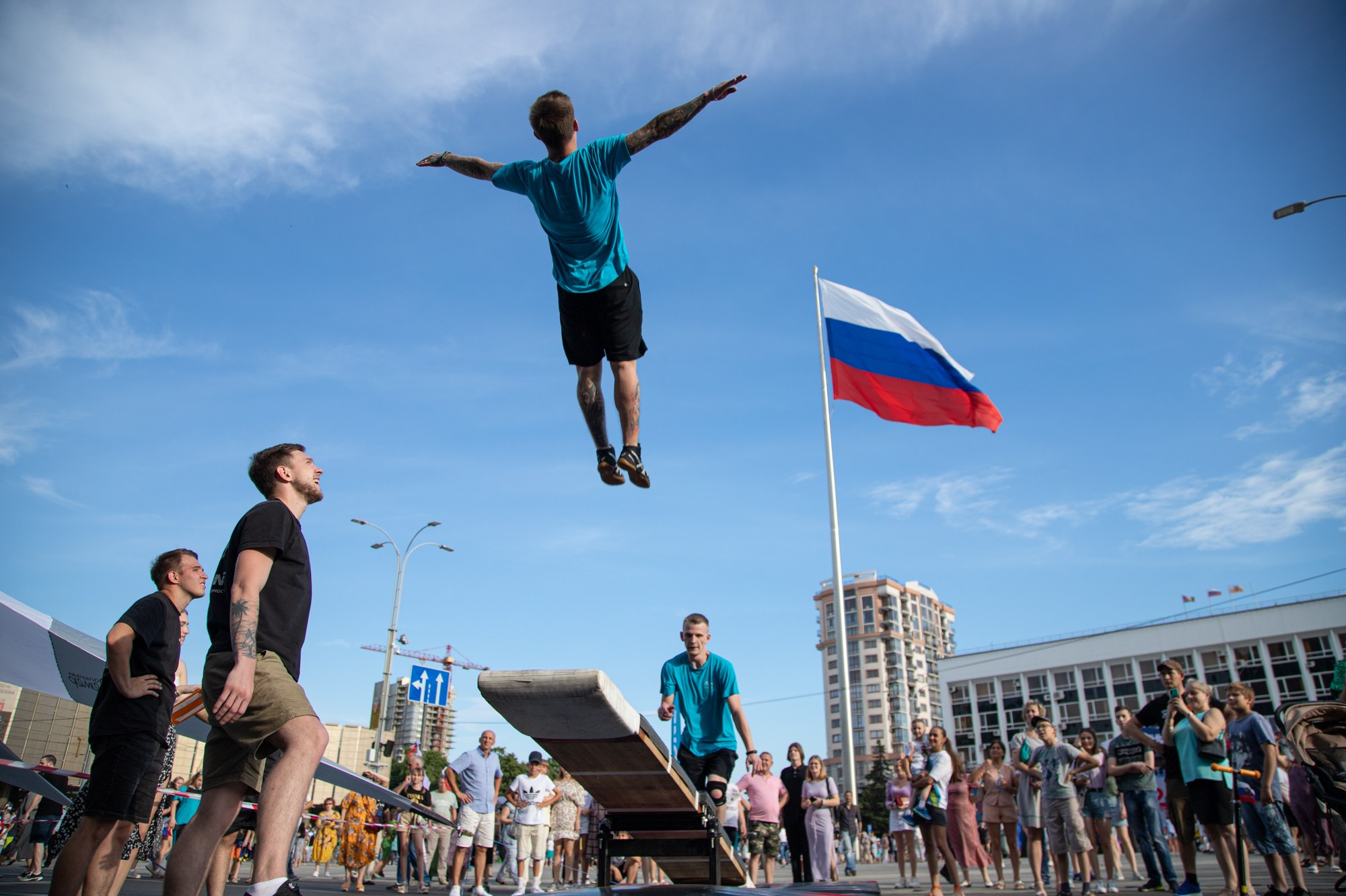 День России в Краснодаре 2022. Репортажный, промышленный и маркетплейс-фотограф Дмитрий Чернат