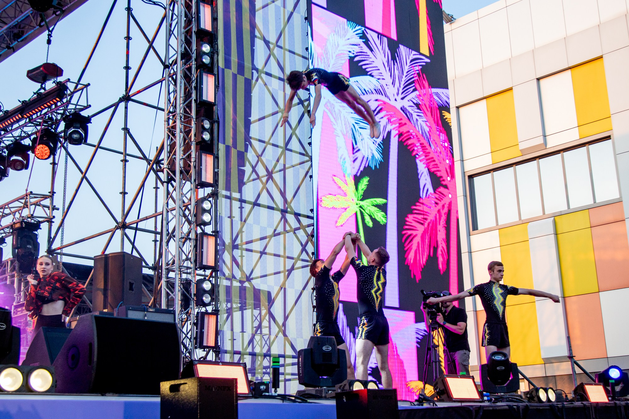 Краевой День молодёжи в Краснодаре 2023. Репортажный, промышленный и маркетплейс-фотограф Дмитрий Чернат