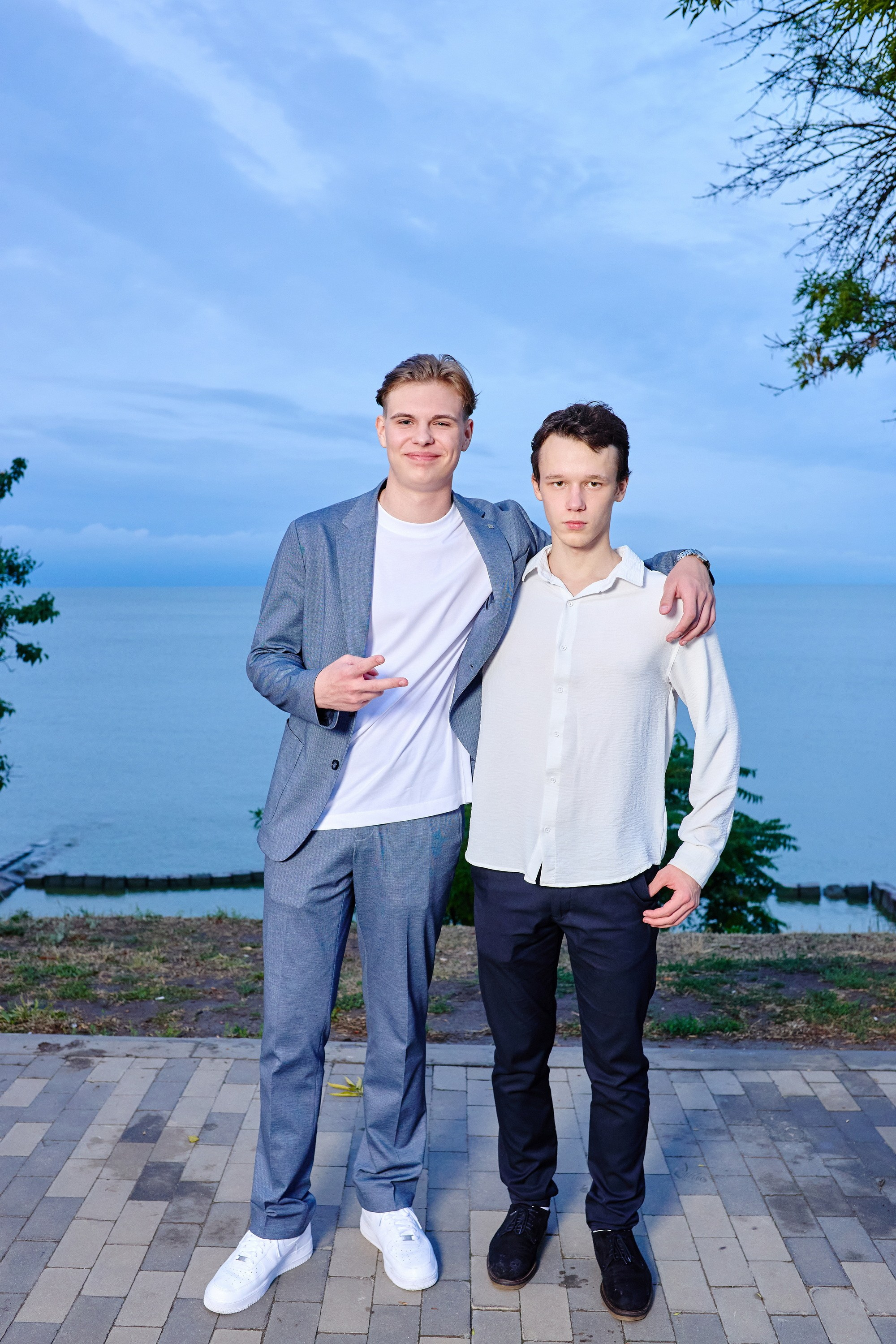 Выпускной 35 Сош. Фотограф Выпускные альбомы Таганрог Сергей Коробченко