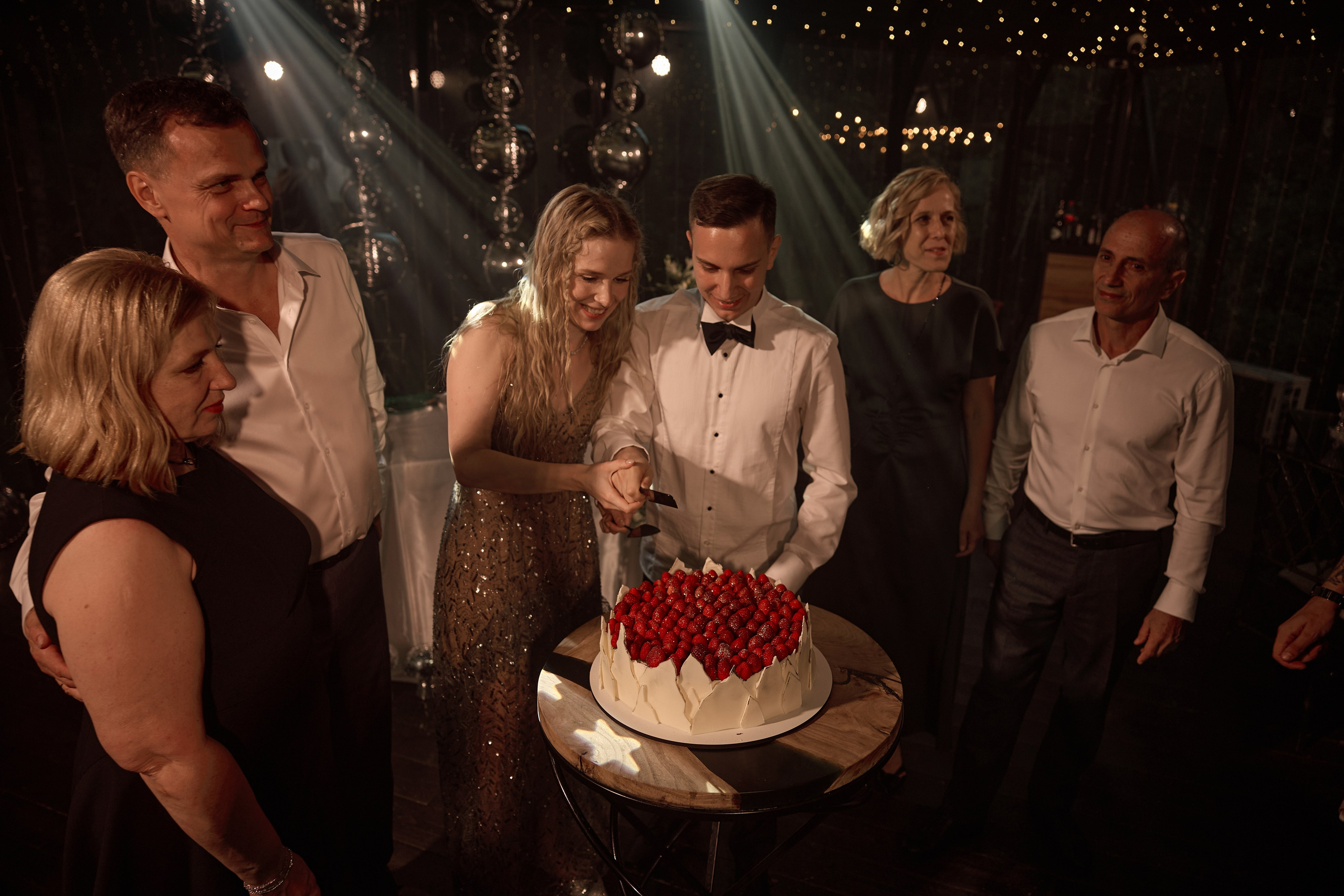 Roman & Julia Green House. Kharchenkotatianaweddingphoto