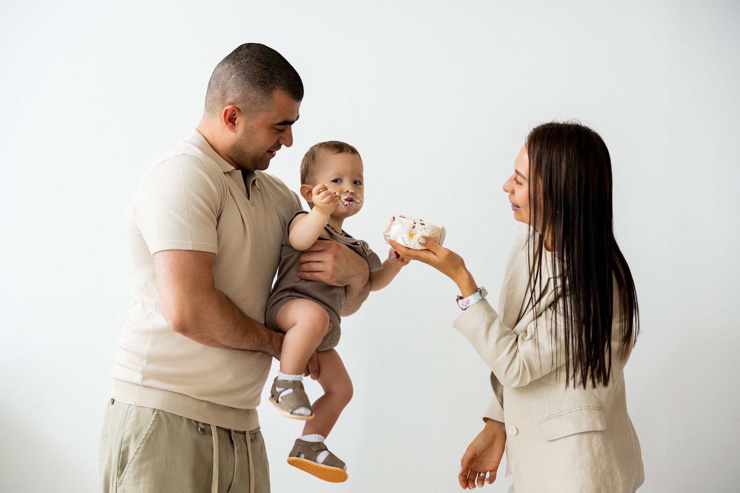 Эмиль 1 годик. Kharchenkotatianaweddingphoto