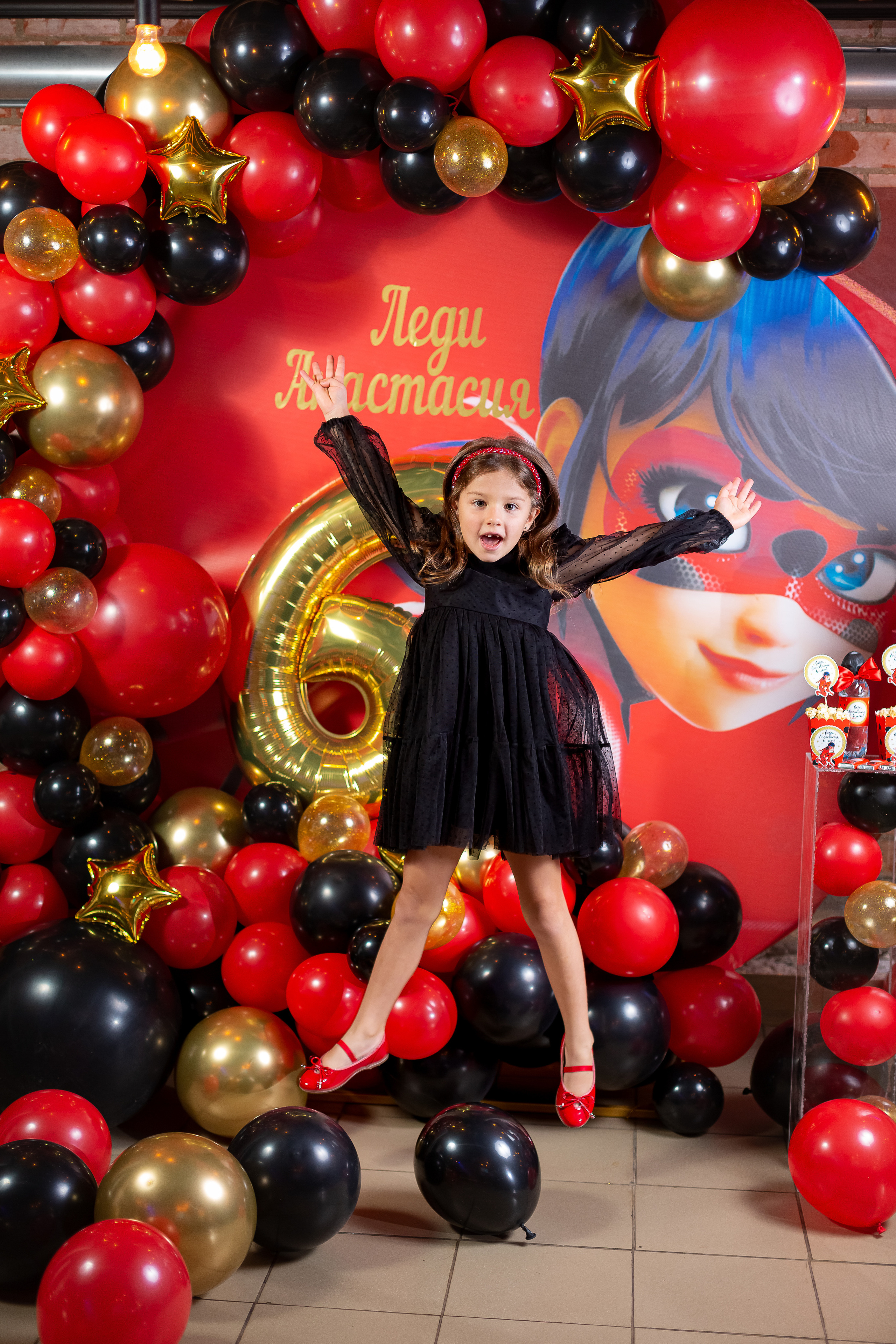 День рождения Насти в стиле «Леди Баг». Семейный и детский фотограф Комина Елена, Власиха, Одинцово