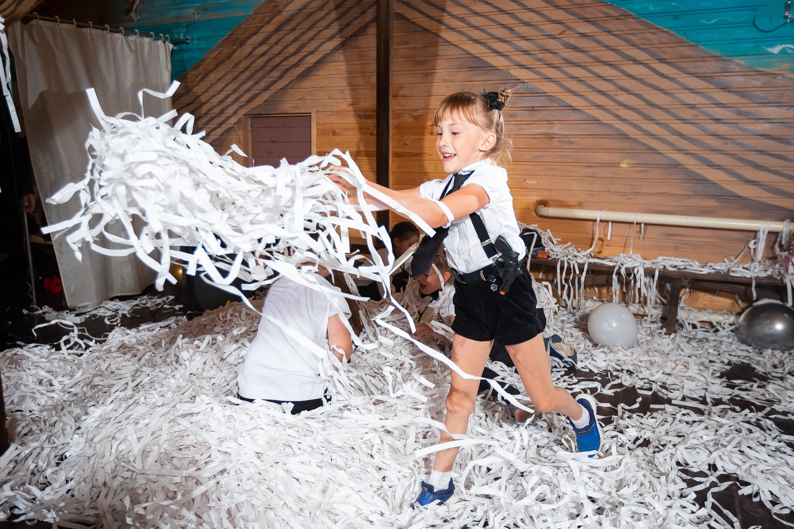 День рождения «Секретные агенты». Семейный и детский фотограф Комина Елена, Власиха, Одинцово