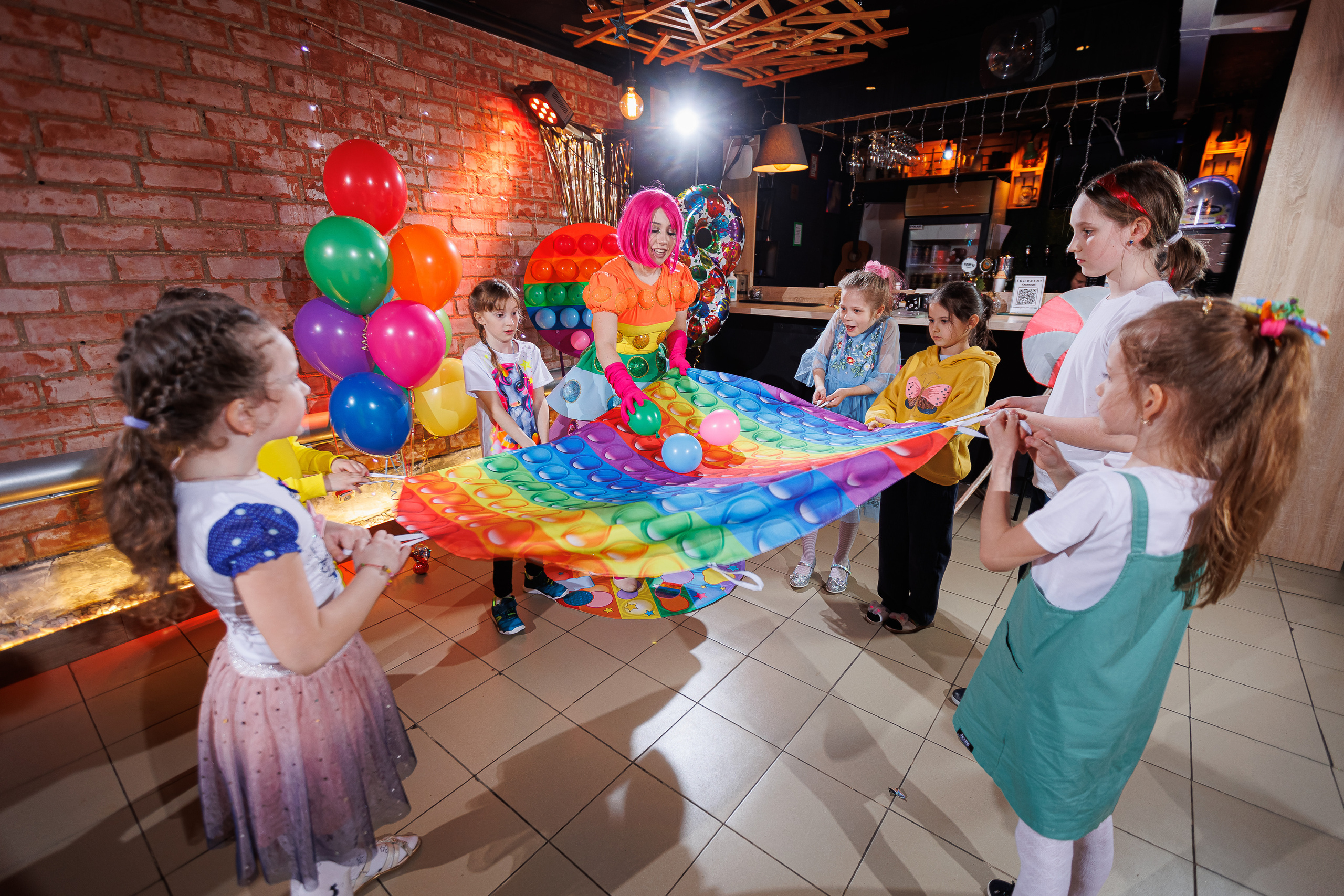 День рождения Кристины «Pop-it». Семейный и детский фотограф Комина Елена, Власиха, Одинцово