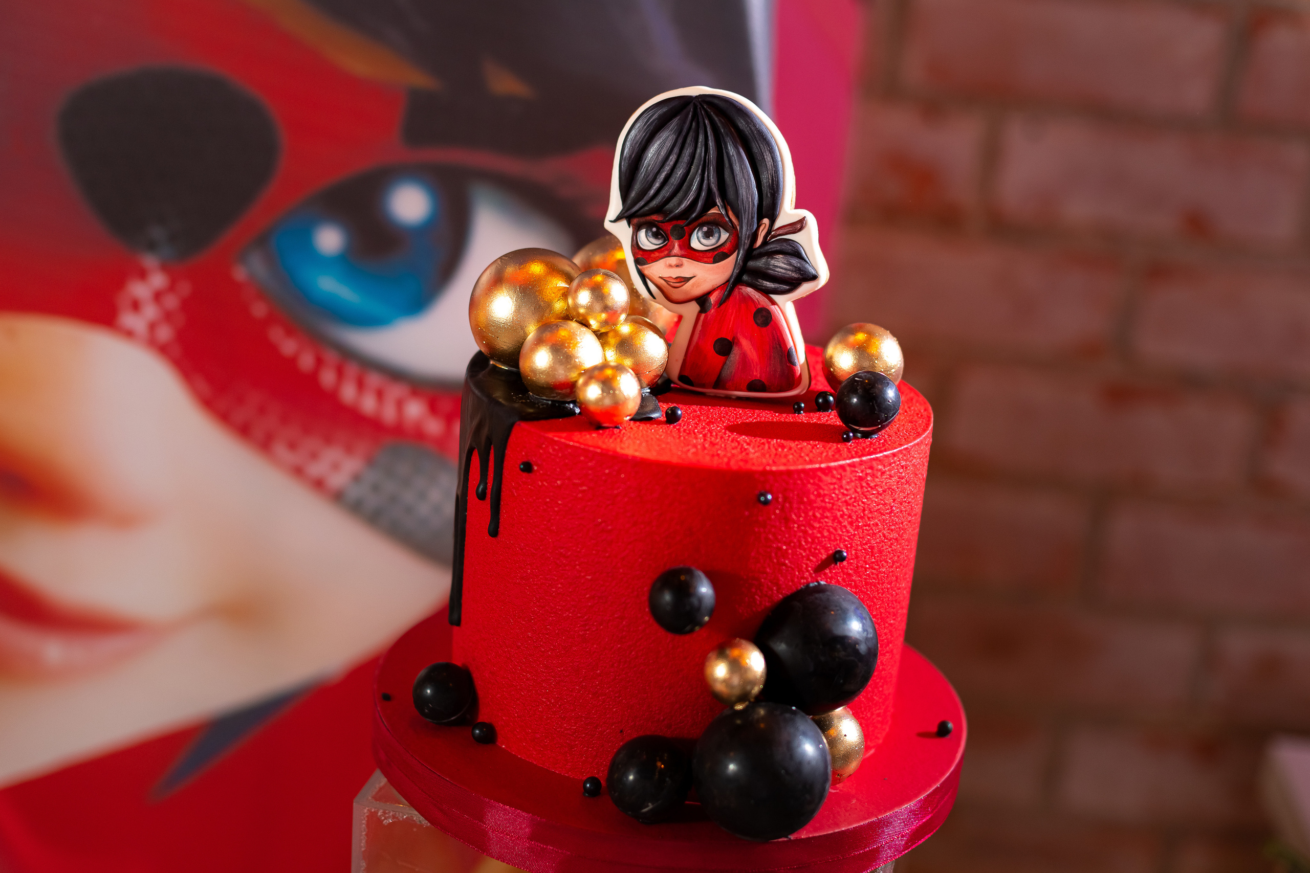 День рождения Насти в стиле «Леди Баг». Семейный и детский фотограф Комина Елена, Власиха, Одинцово