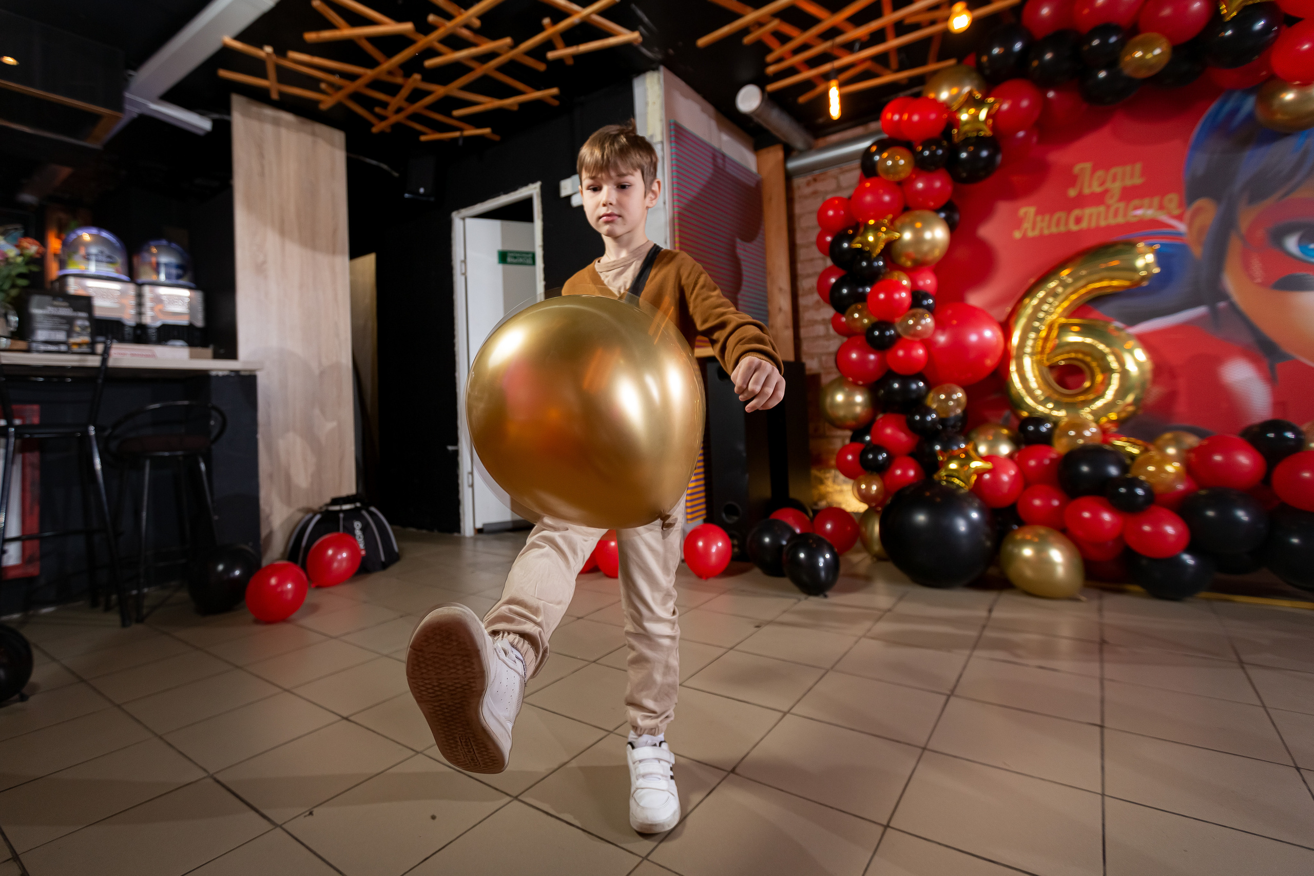 День рождения Насти в стиле «Леди Баг». Семейный и детский фотограф Комина Елена, Власиха, Одинцово