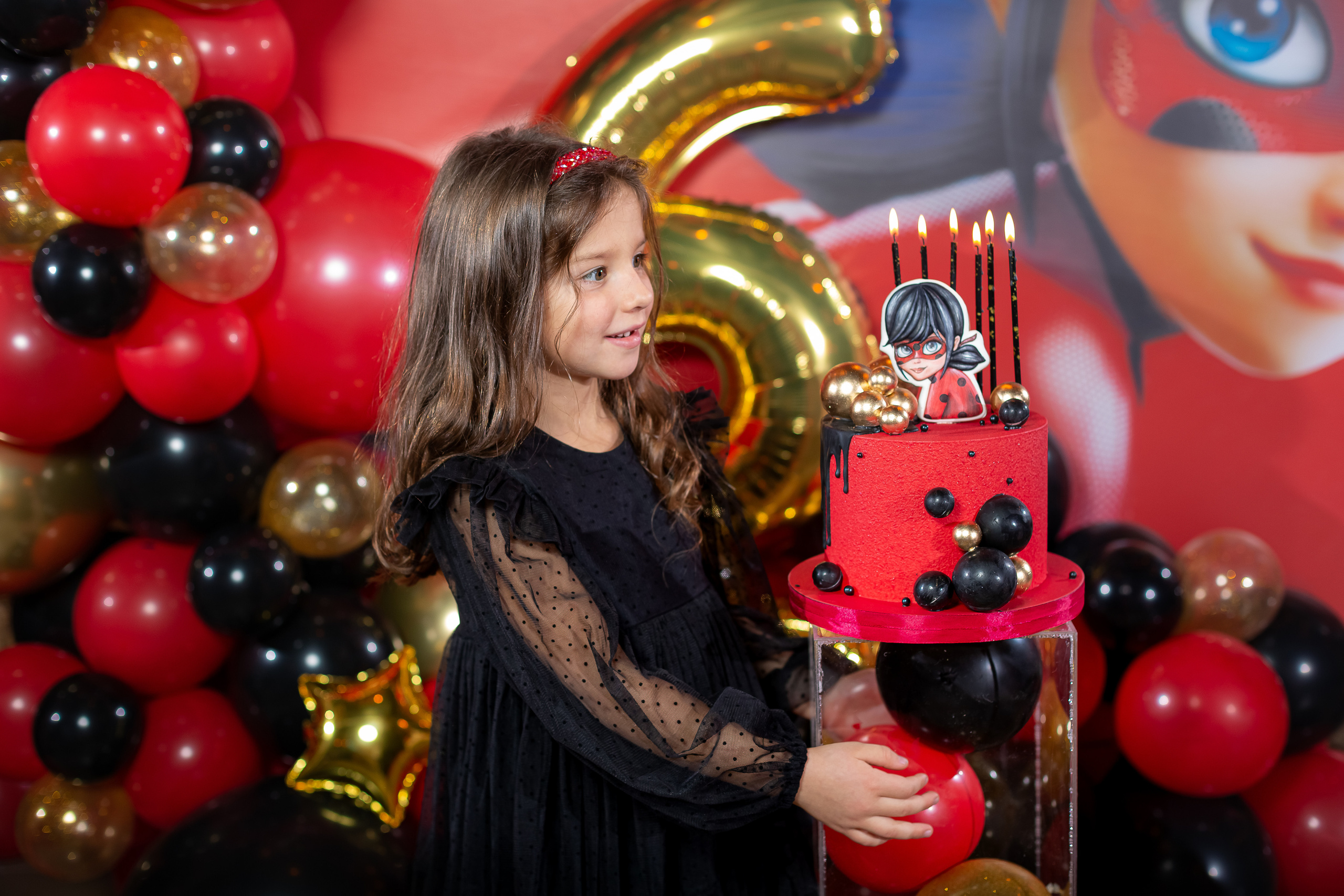 День рождения Насти в стиле «Леди Баг». Семейный и детский фотограф Комина Елена, Власиха, Одинцово