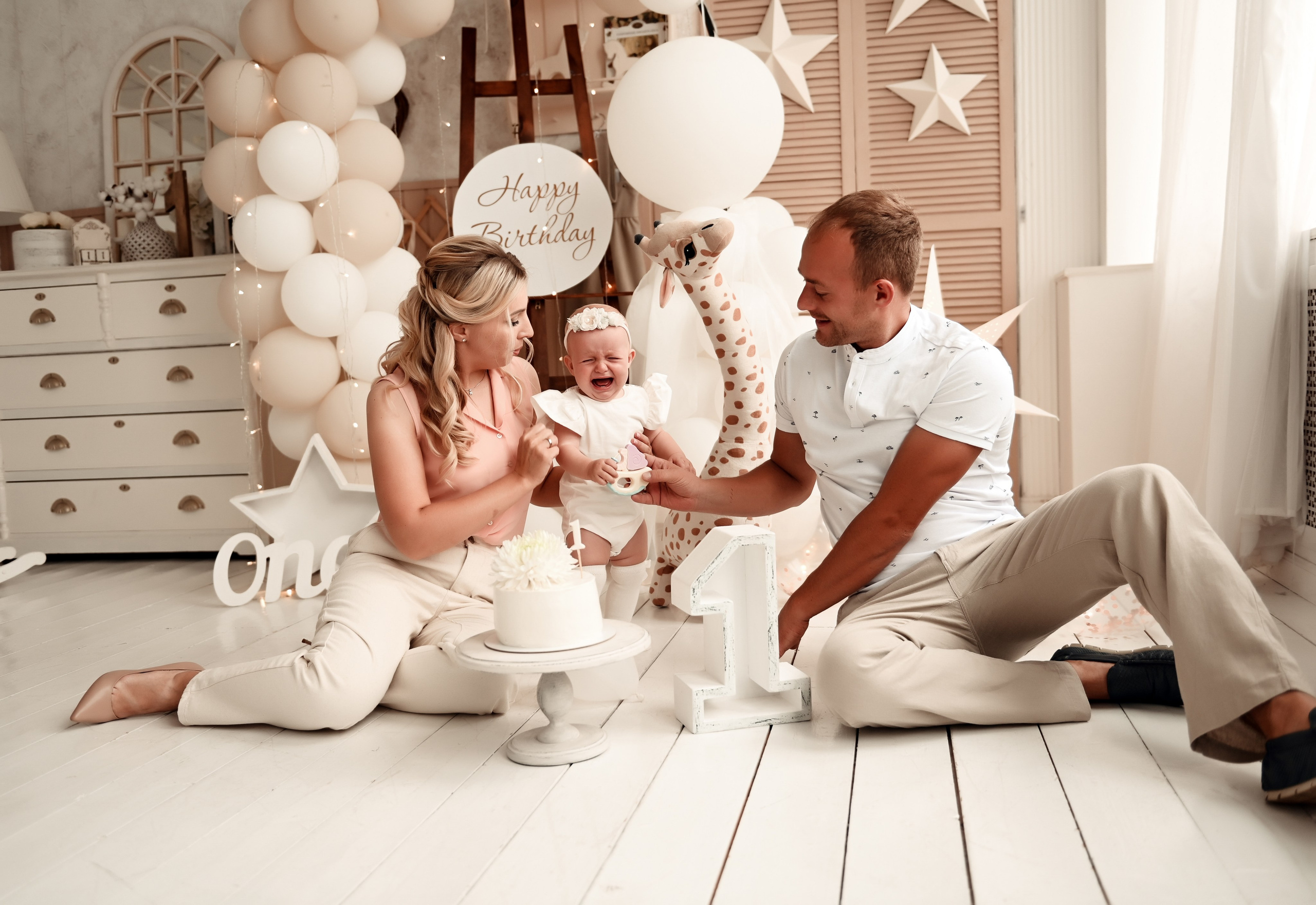 Студийные семейные, детские, индивидуальные фотосессии. Свадебный, семейный, детский, контент фотограф в Омске Максим Ильин