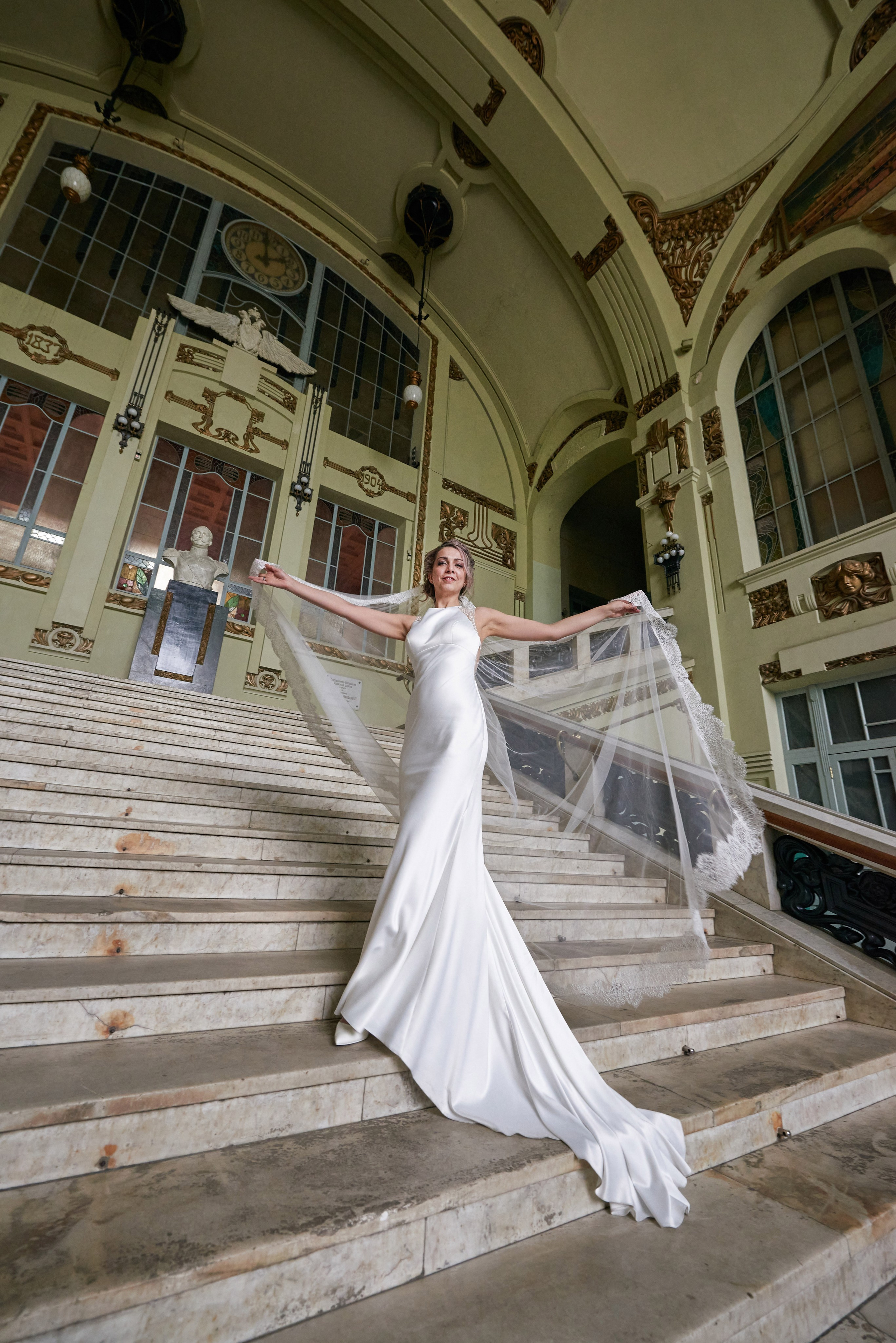 Юлия и Денис (фотосессия на Витебском вокзале и в Польском саду). Портретный, семейный и свадебный фотограф в Санкт-Петербурге и в Пушкине Ширяев Денис