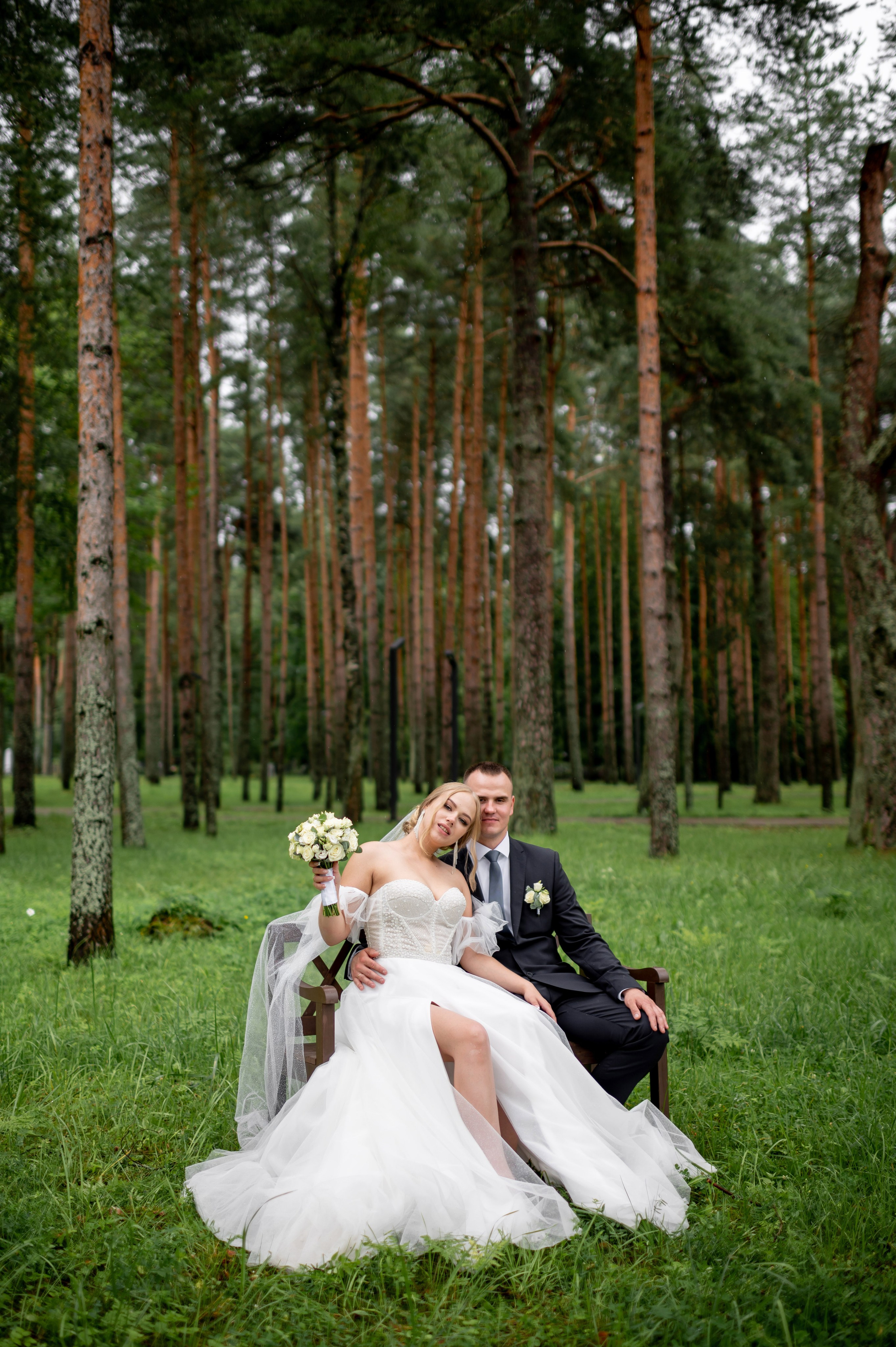 Ксения и Владислав (фотосессия в ЗАГСе и парке города Кингисеппа). Портретный, семейный и свадебный фотограф в Санкт-Петербурге и в Пушкине Ширяев Денис