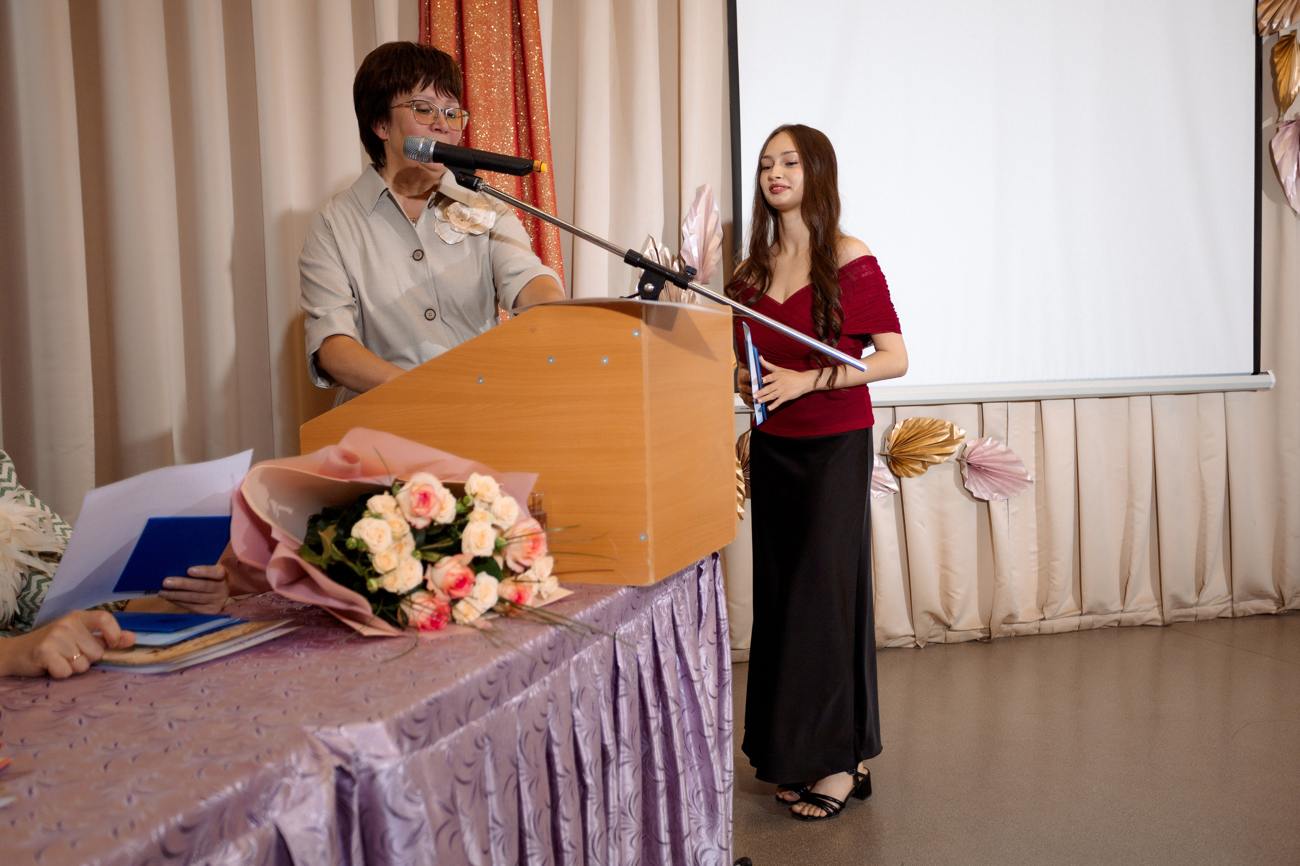 ВРУЧЕНИЕ АТТЕСТАТОВ: Пример. Все фото. Профессиональный фотограф в Ижевске Леша Петров