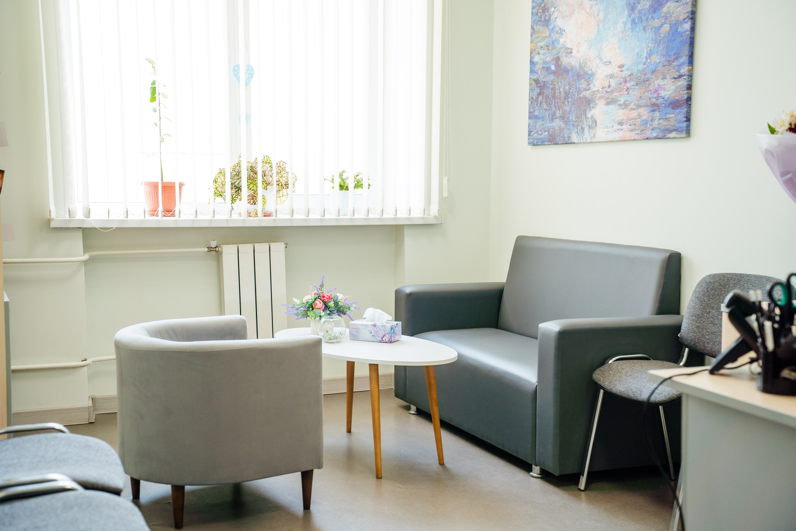 Съемка для Уральского медицинского колледжа ЮМЕД. Видеограф и Фотограф в Челябинске Ксения и Владимир Рюмины