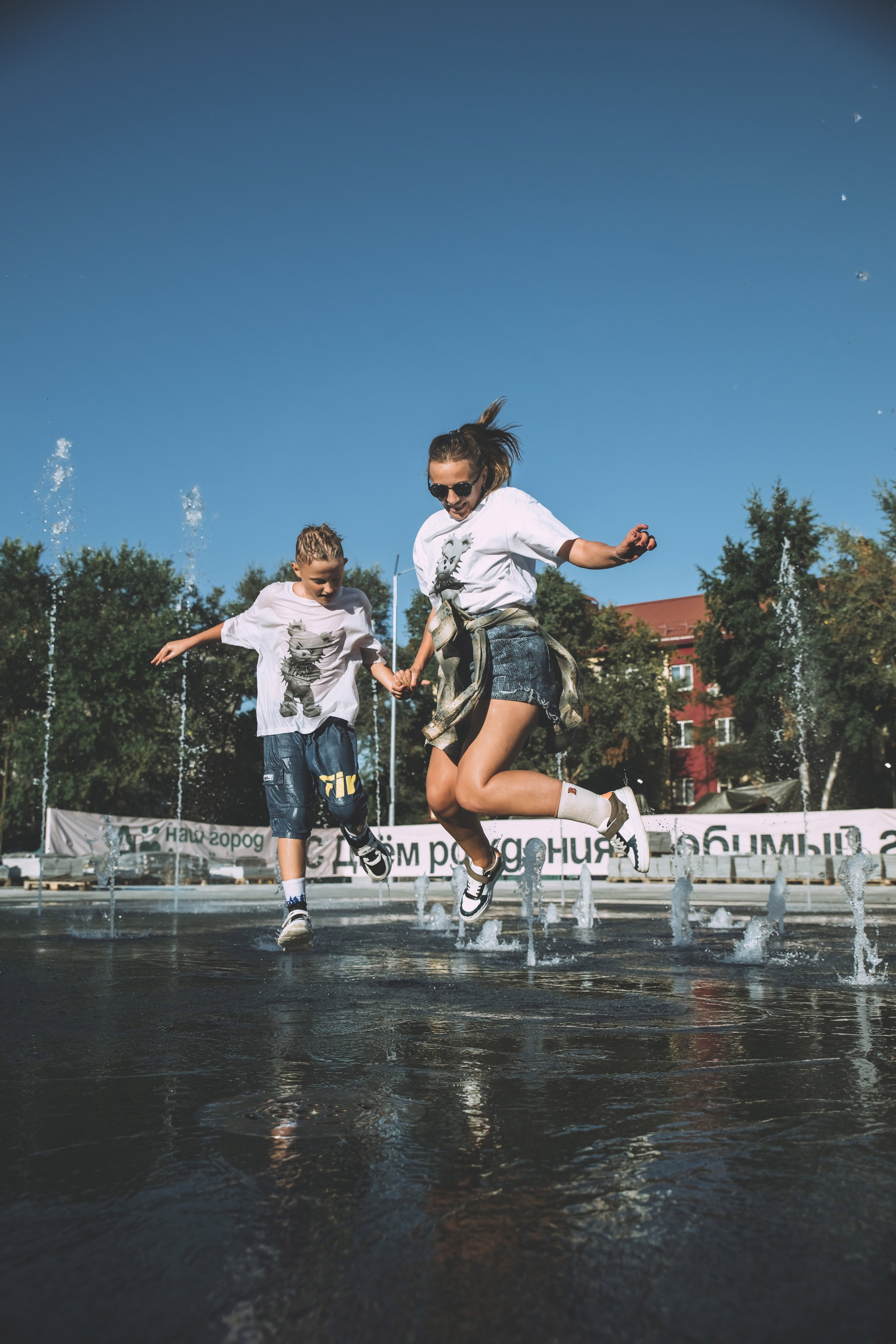 Юля и Артём. Фотограф Ярмишко Дарья. Выпускные фотокниги