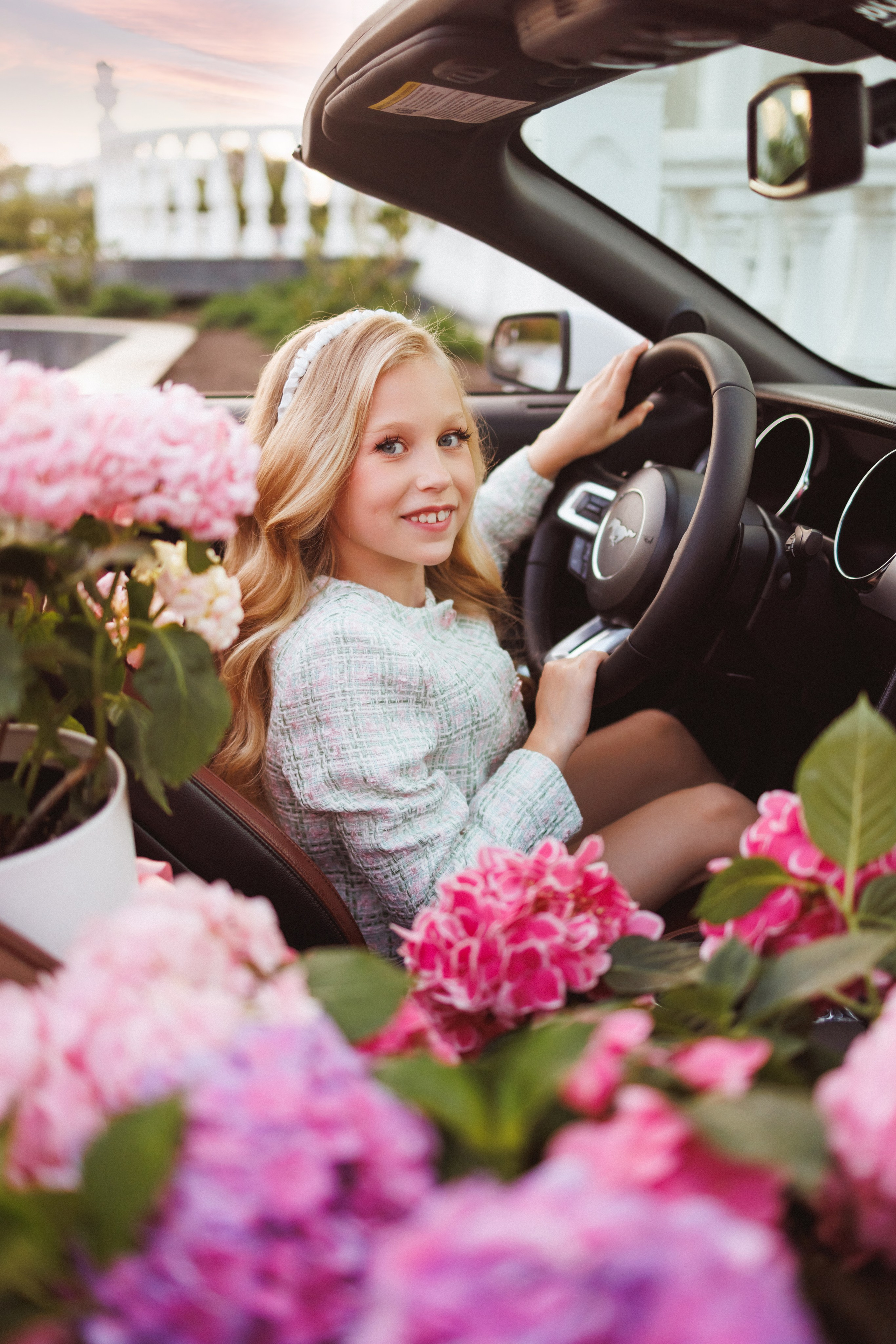 Фотосессия с Кабриолетом и живыми цветами, город Краснодар. Семейный и детский фотограф в Краснодаре Анна Трашкова
