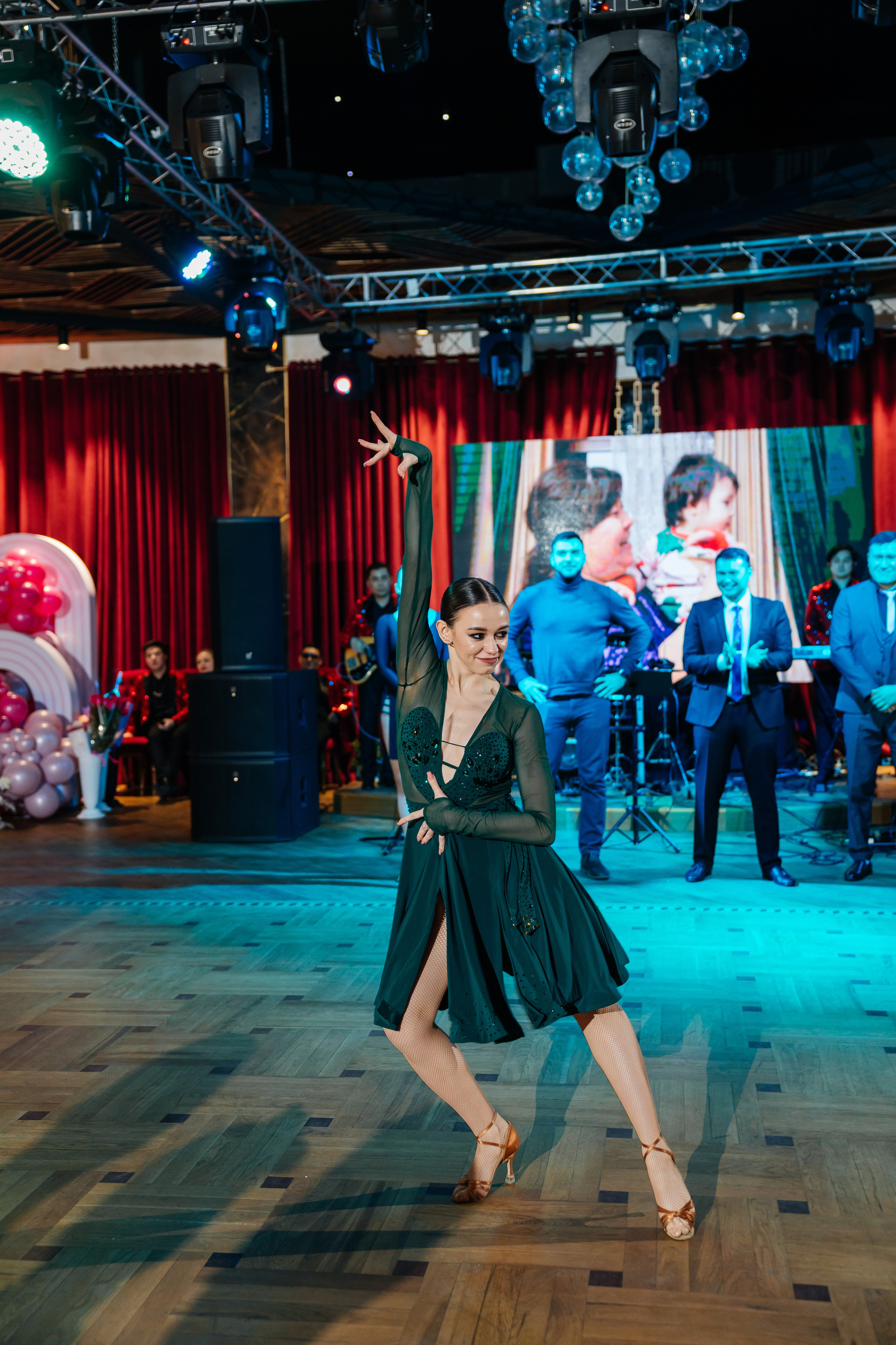 1 жас той. Профессиональный фотограф в городе Астана/Алматы Даурен Сембаев