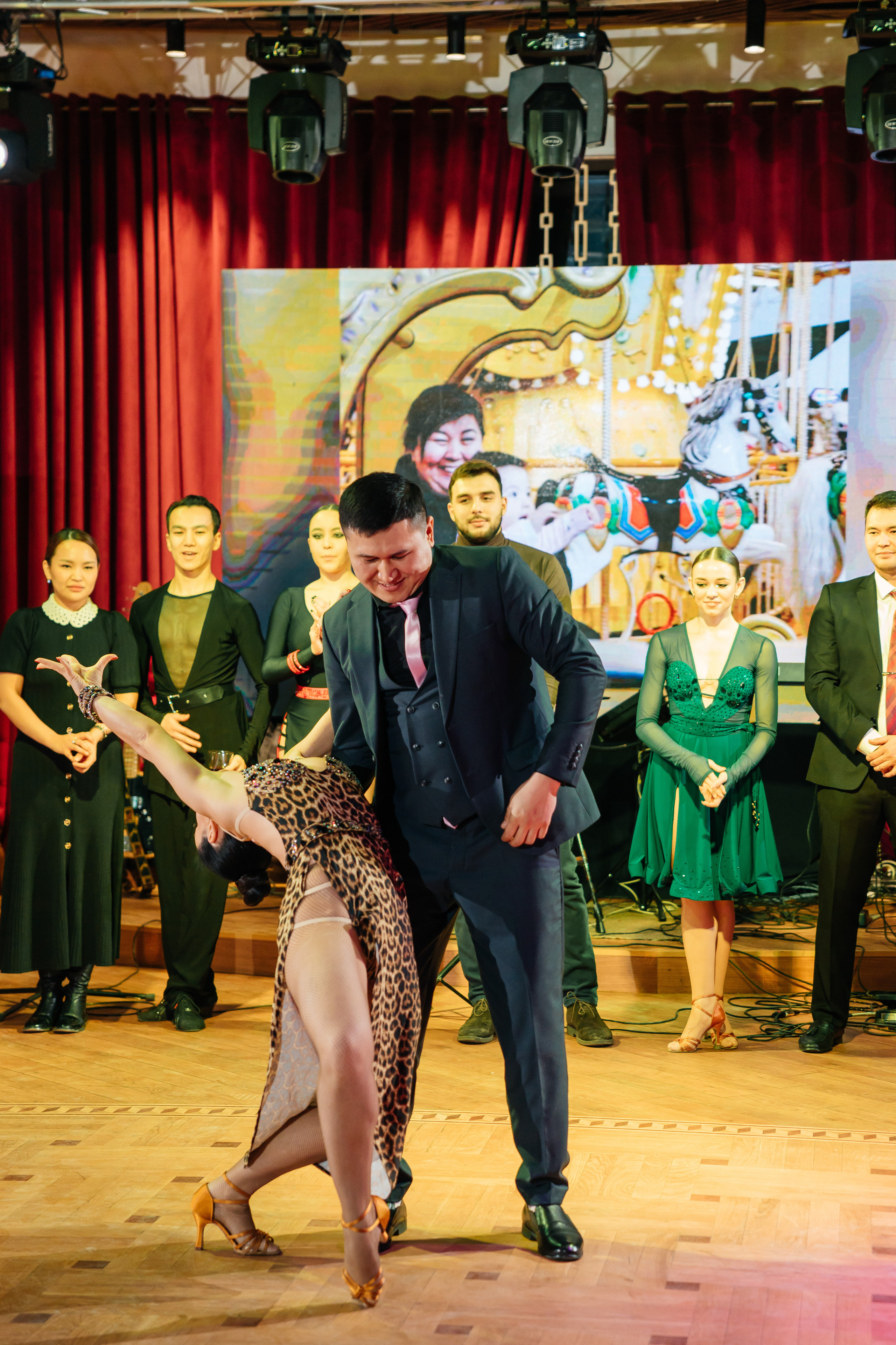 1 жас той. Профессиональный фотограф в городе Астана/Алматы Даурен Сембаев