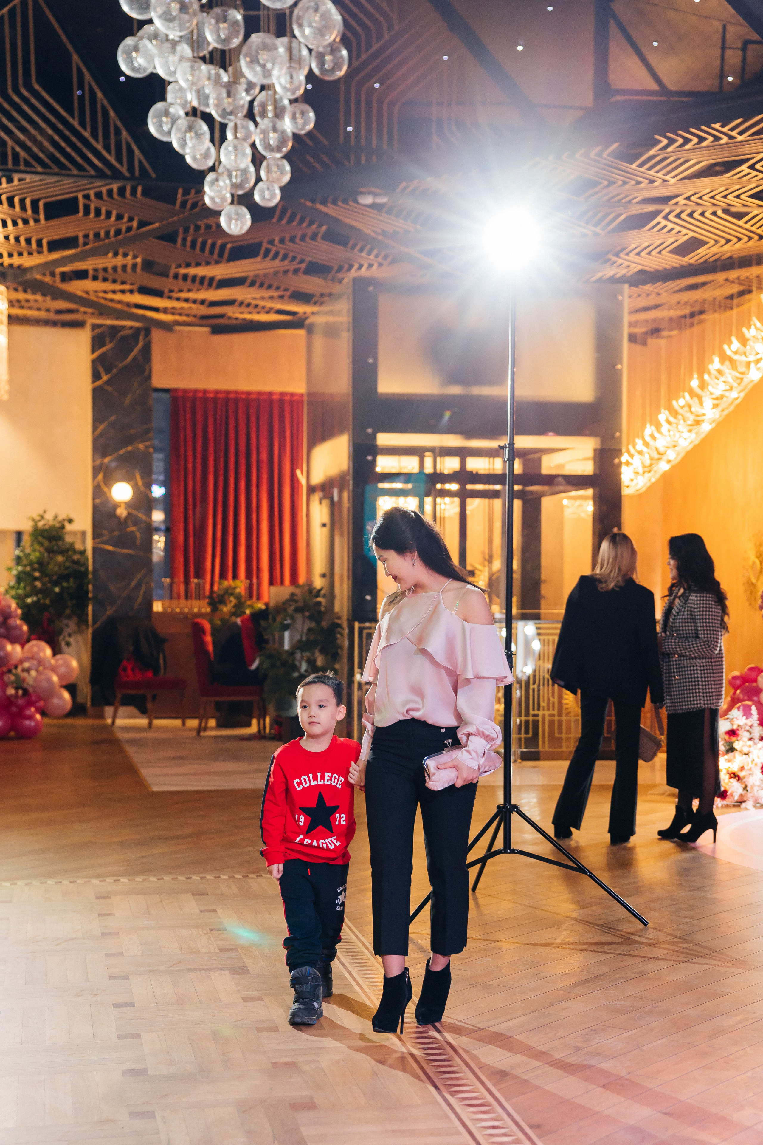1 жас той. Профессиональный фотограф в городе Астана/Алматы Даурен Сембаев