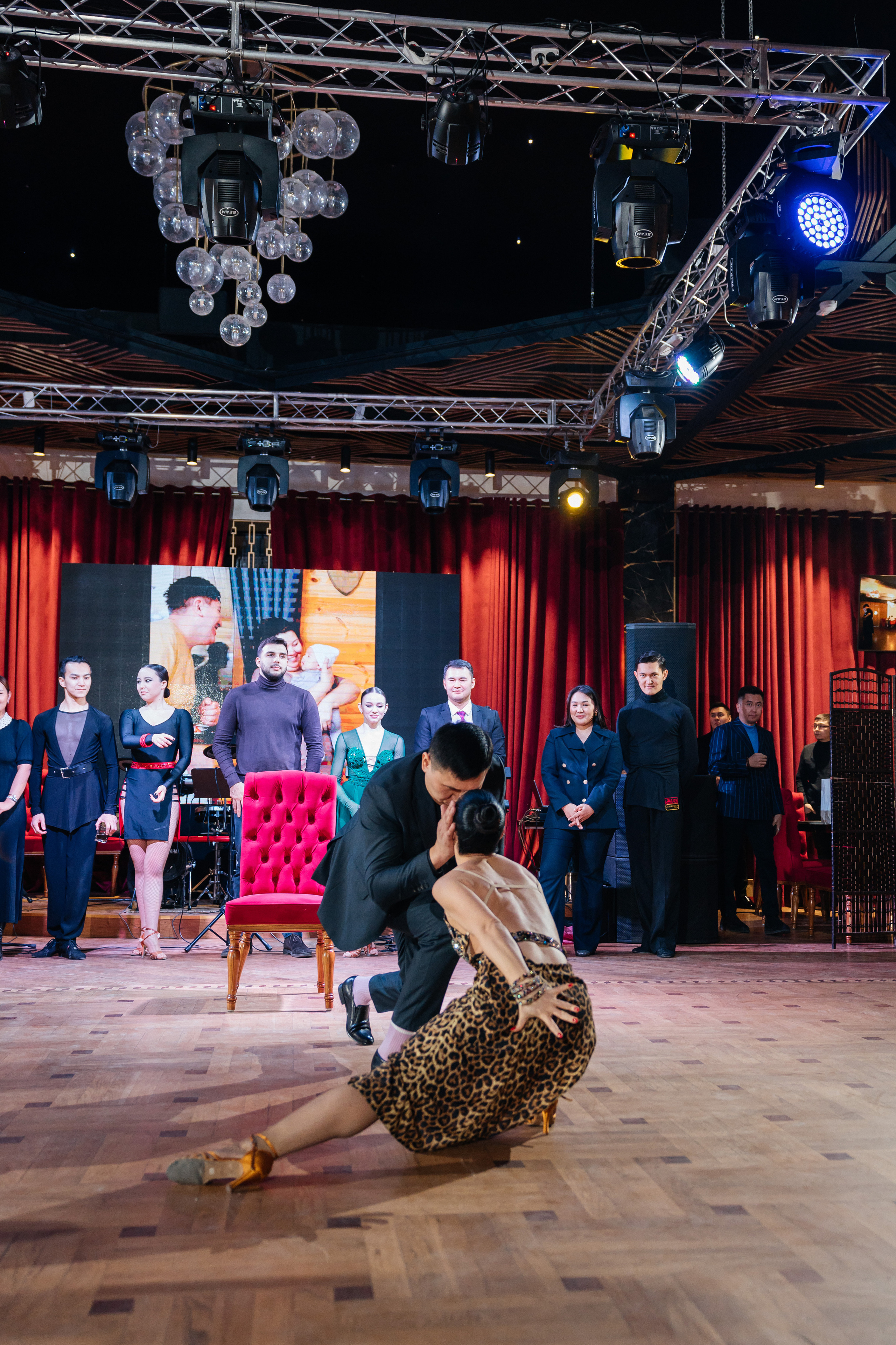 1 жас той. Профессиональный фотограф в городе Астана/Алматы Даурен Сембаев