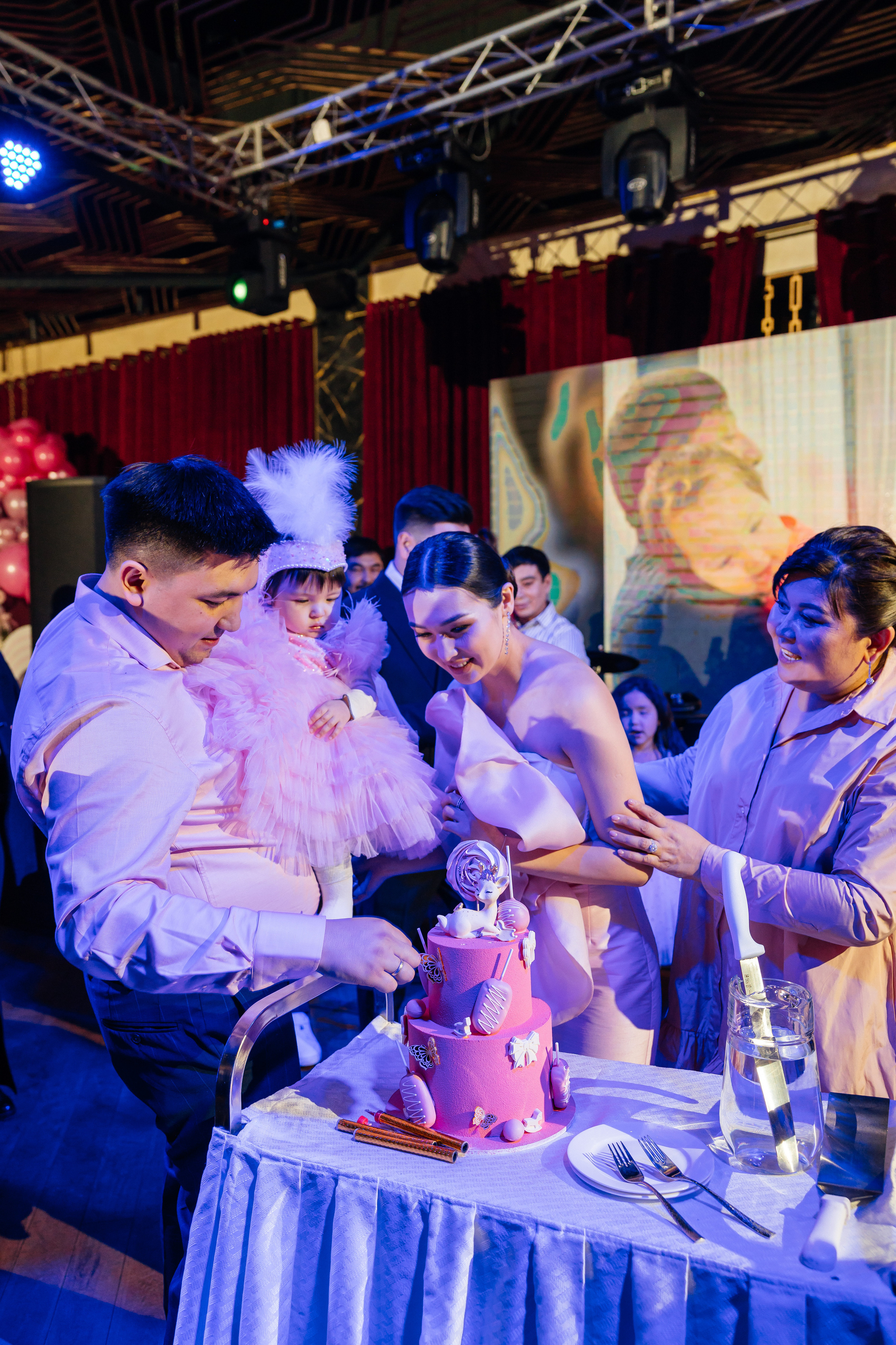 1 жас той. Профессиональный фотограф в городе Астана/Алматы Даурен Сембаев