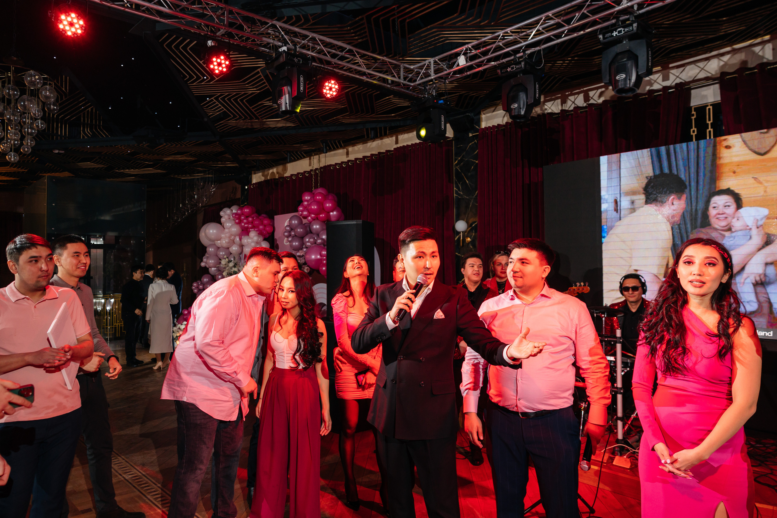 1 жас той. Профессиональный фотограф в городе Астана/Алматы Даурен Сембаев