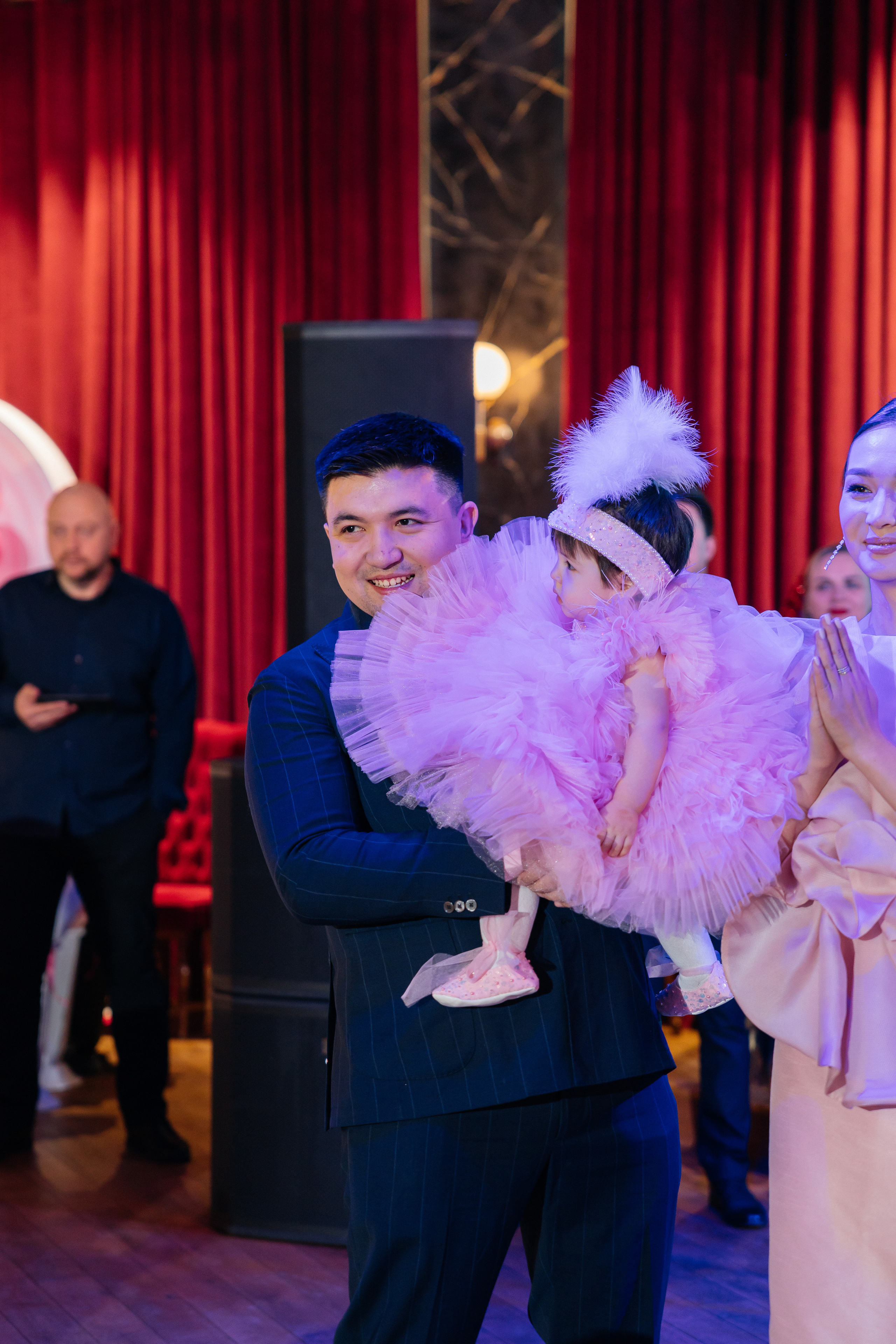 1 жас той. Профессиональный фотограф в городе Астана/Алматы Даурен Сембаев