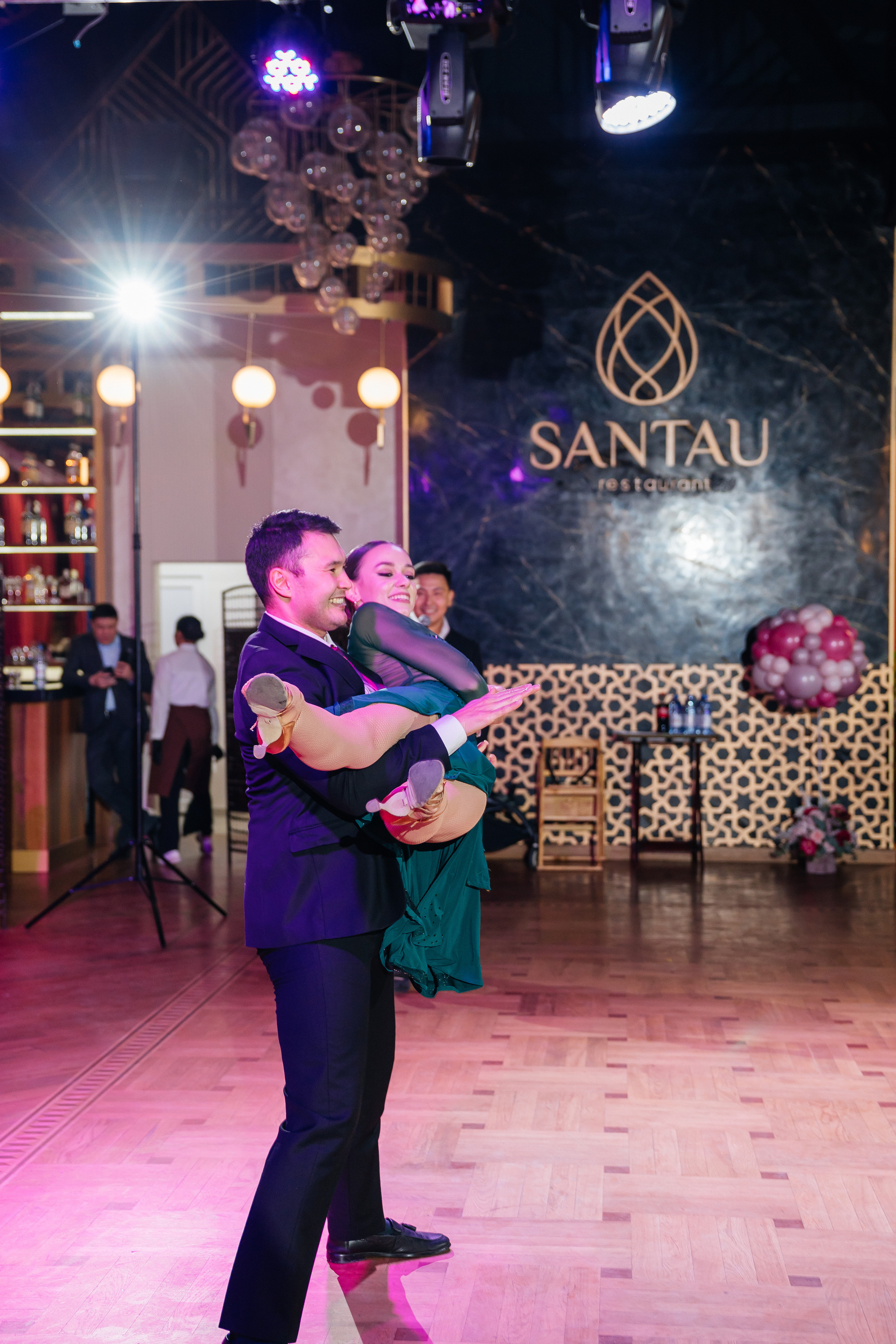 1 жас той. Профессиональный фотограф в городе Астана/Алматы Даурен Сембаев