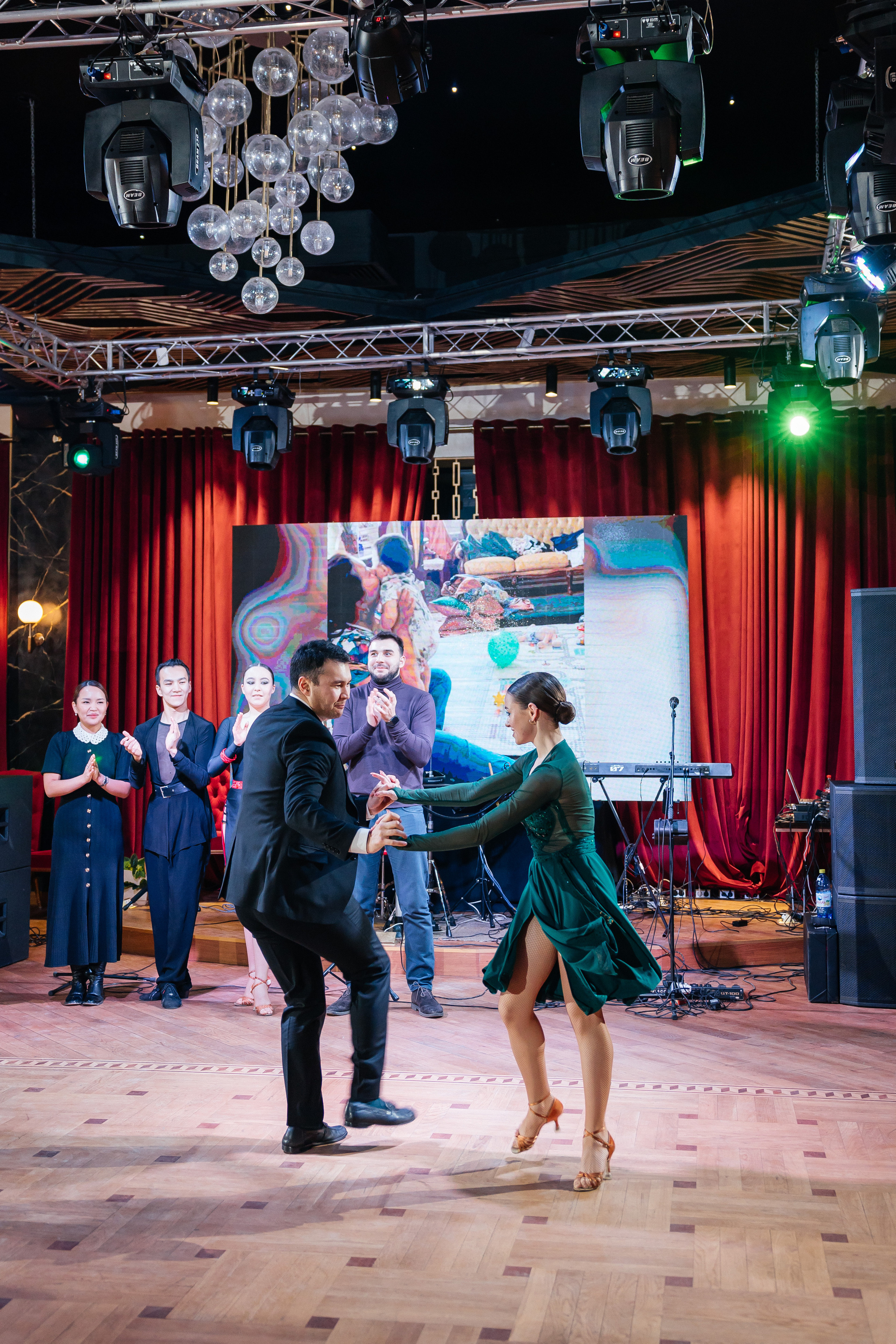 1 жас той. Профессиональный фотограф в городе Астана/Алматы Даурен Сембаев