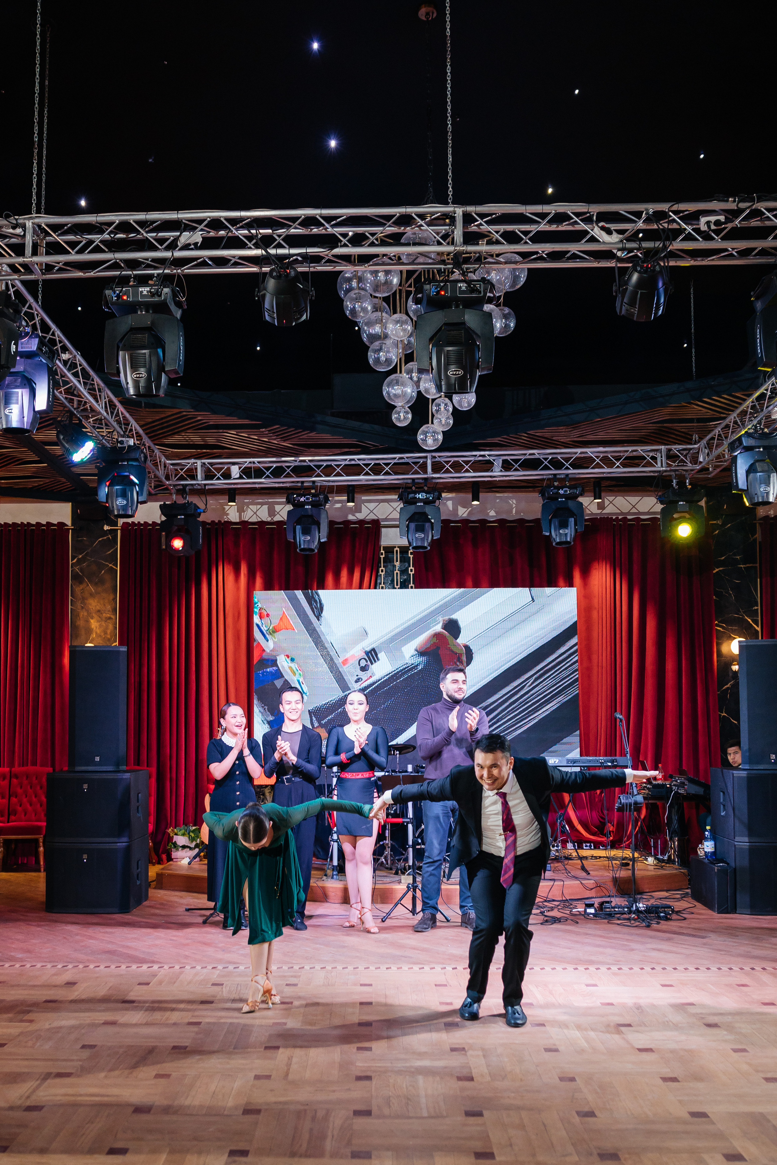 1 жас той. Профессиональный фотограф в городе Астана/Алматы Даурен Сембаев
