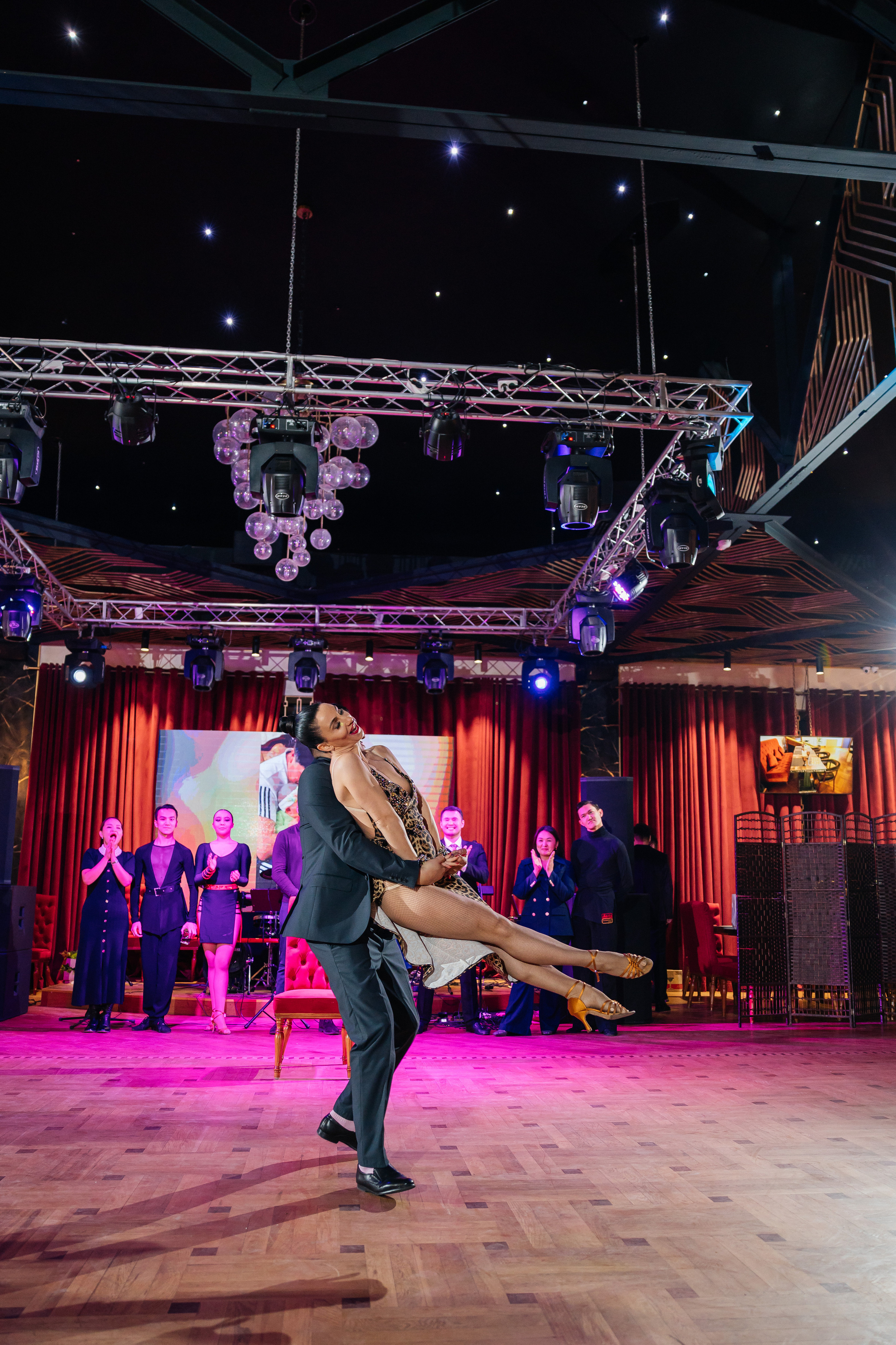 1 жас той. Профессиональный фотограф в городе Астана/Алматы Даурен Сембаев