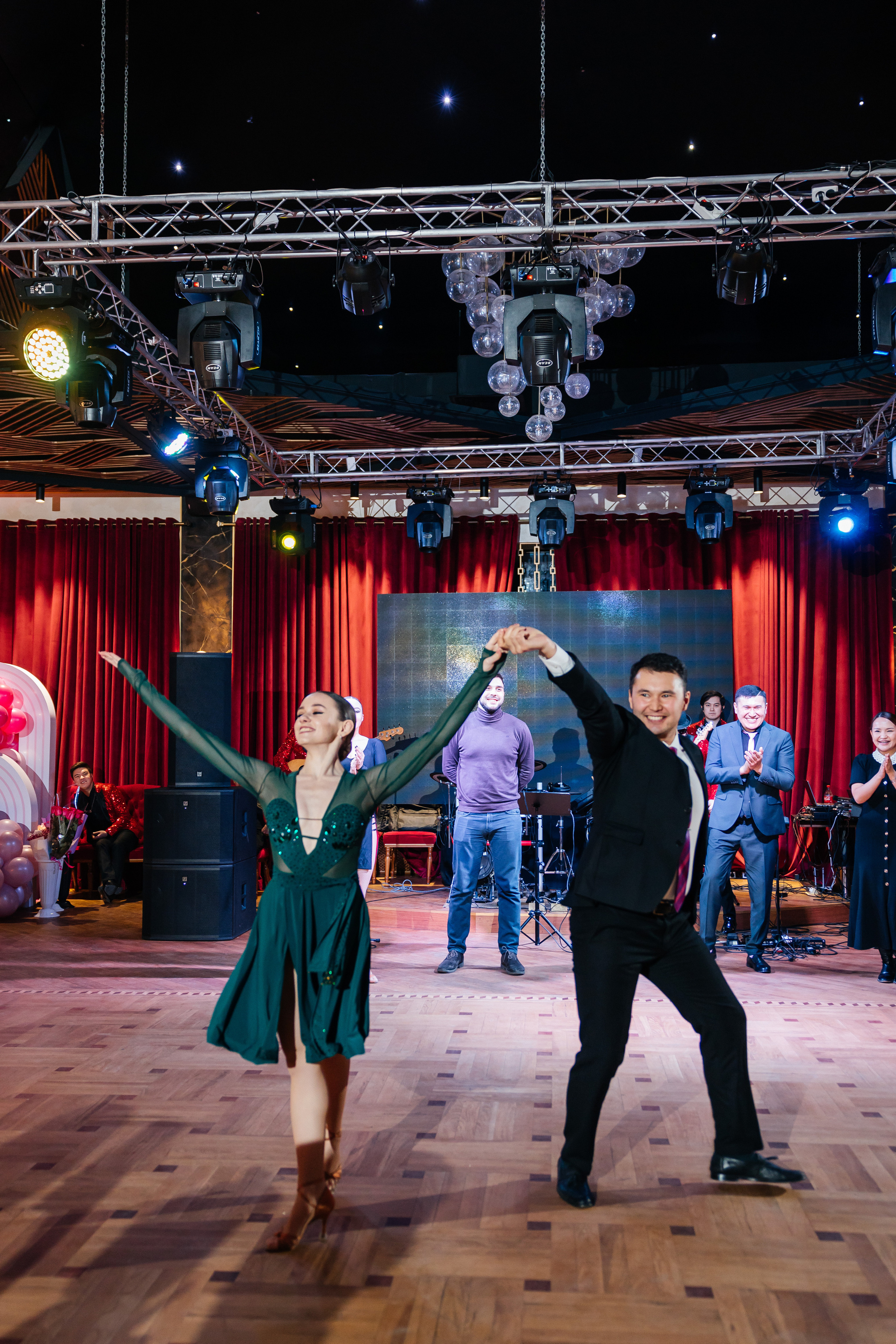 1 жас той. Профессиональный фотограф в городе Астана/Алматы Даурен Сембаев