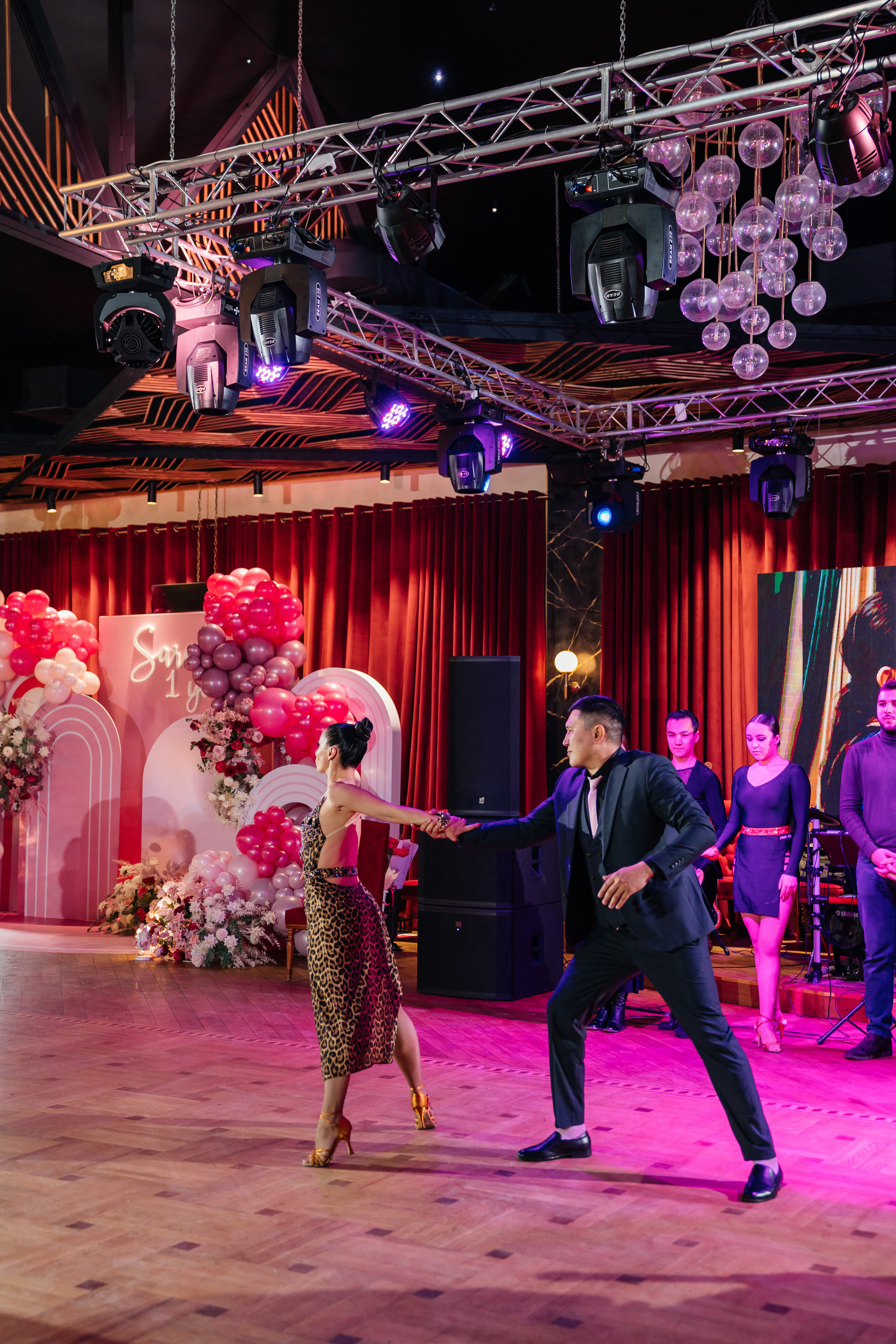 1 жас той. Профессиональный фотограф в городе Астана/Алматы Даурен Сембаев