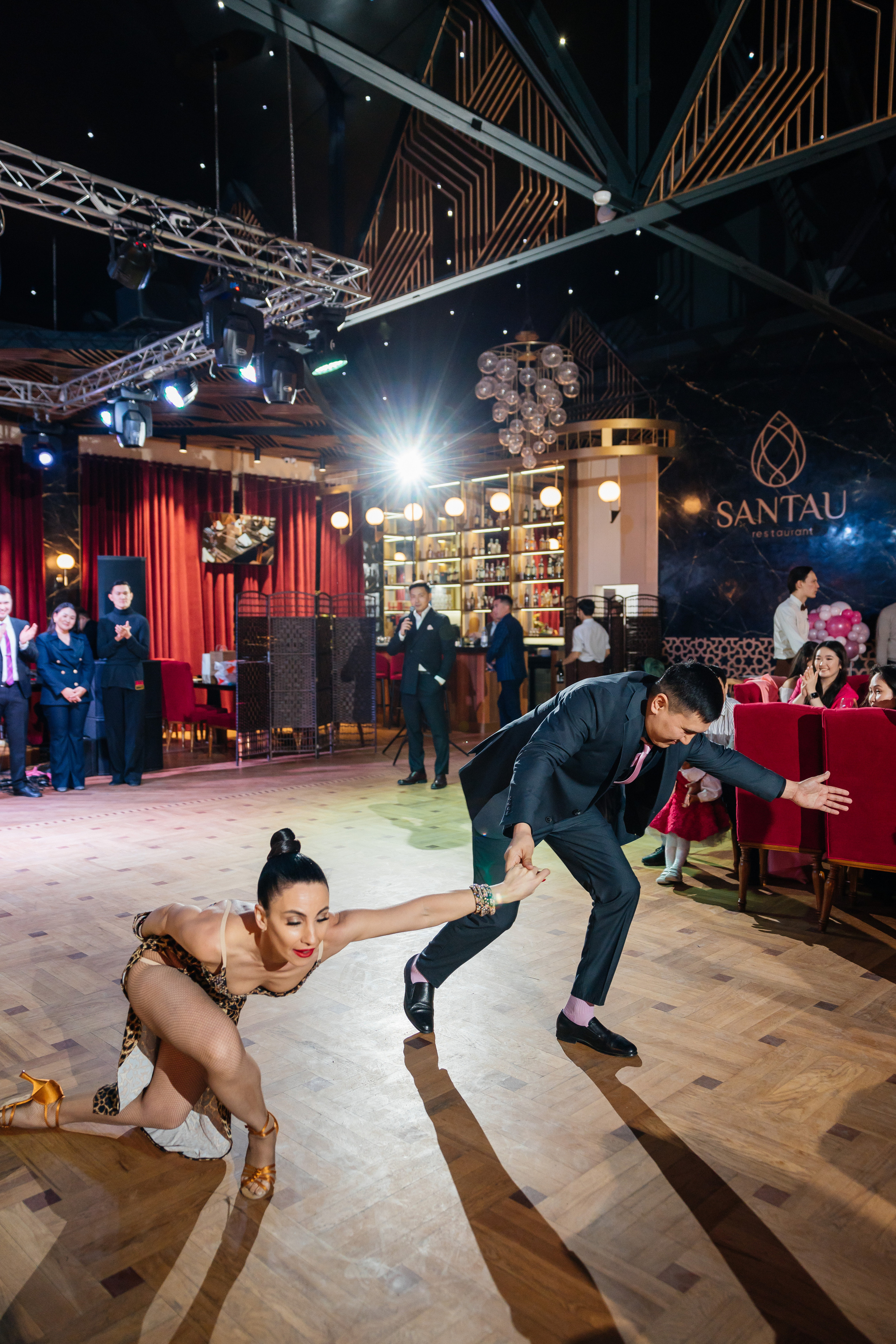 1 жас той. Профессиональный фотограф в городе Астана/Алматы Даурен Сембаев