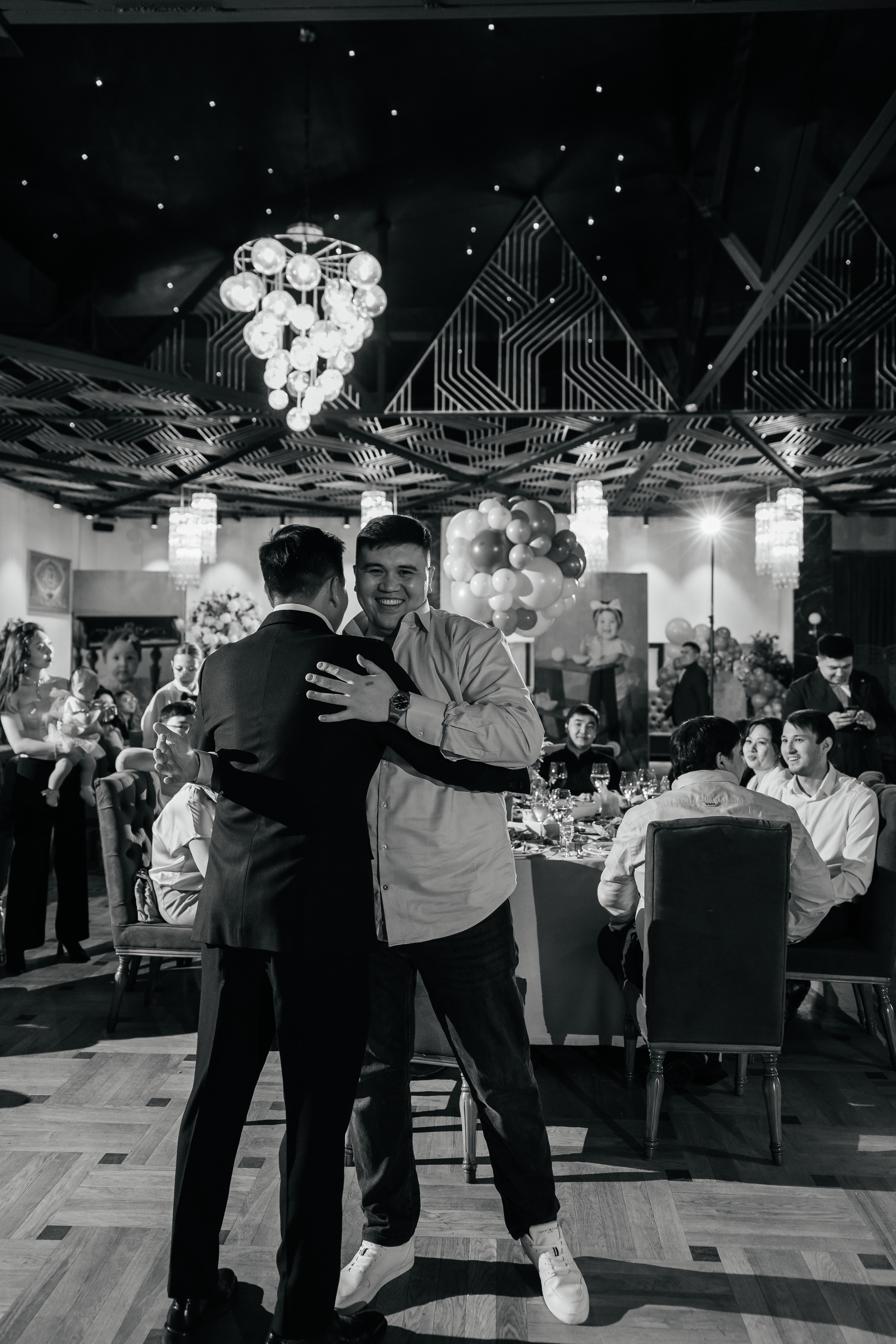 1 жас той. Профессиональный фотограф в городе Астана/Алматы Даурен Сембаев