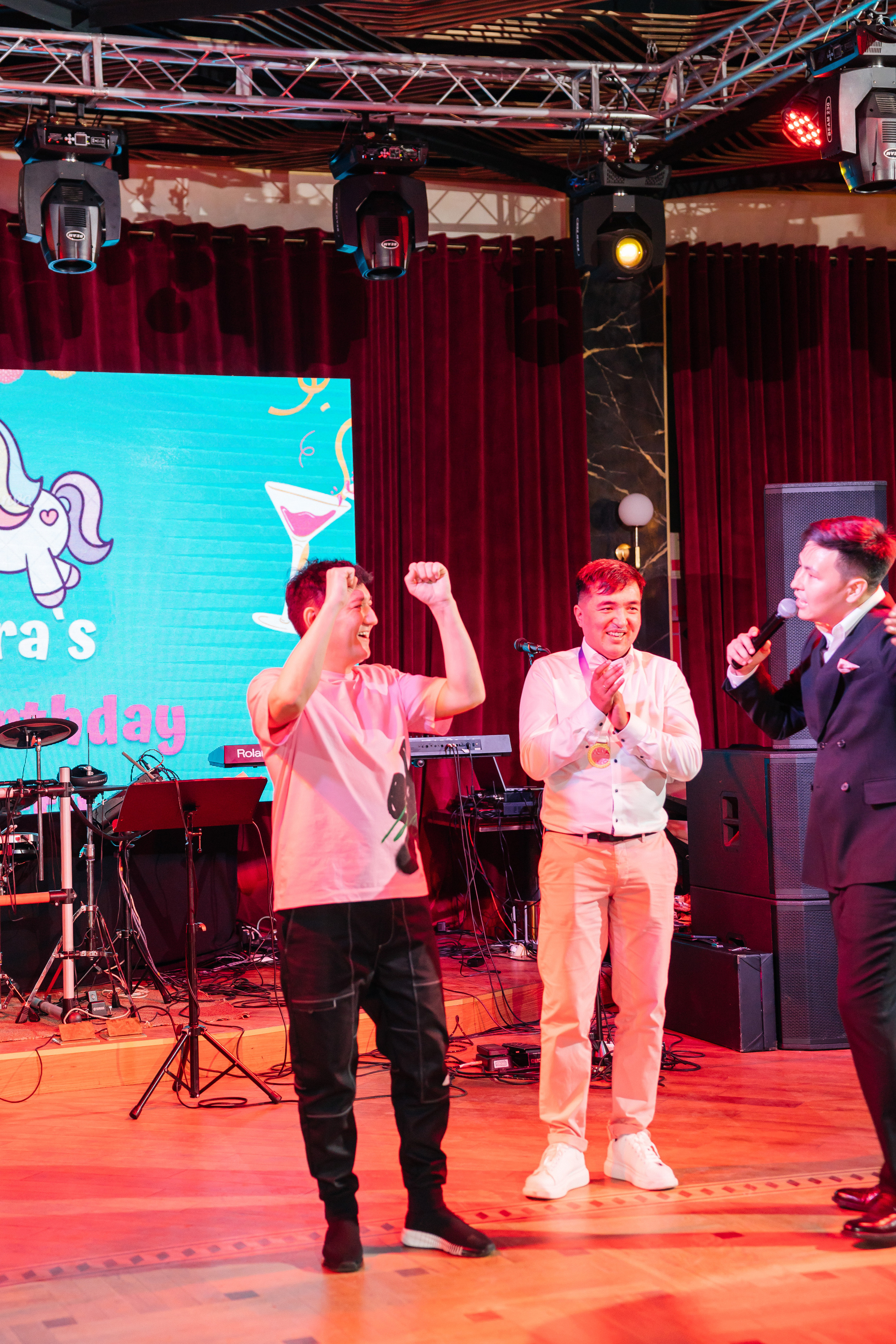 1 жас той. Профессиональный фотограф в городе Астана/Алматы Даурен Сембаев