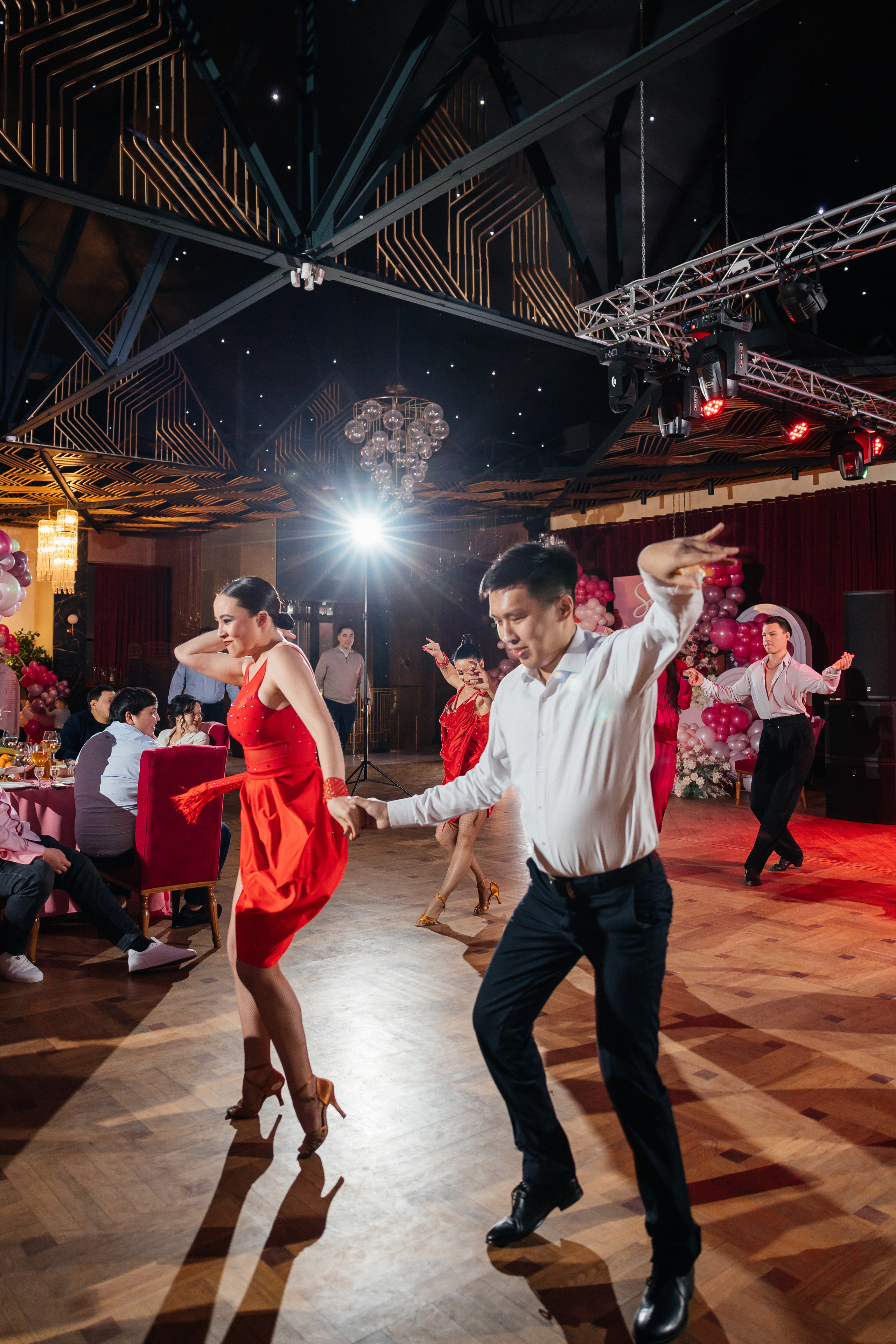 1 жас той. Профессиональный фотограф в городе Астана/Алматы Даурен Сембаев