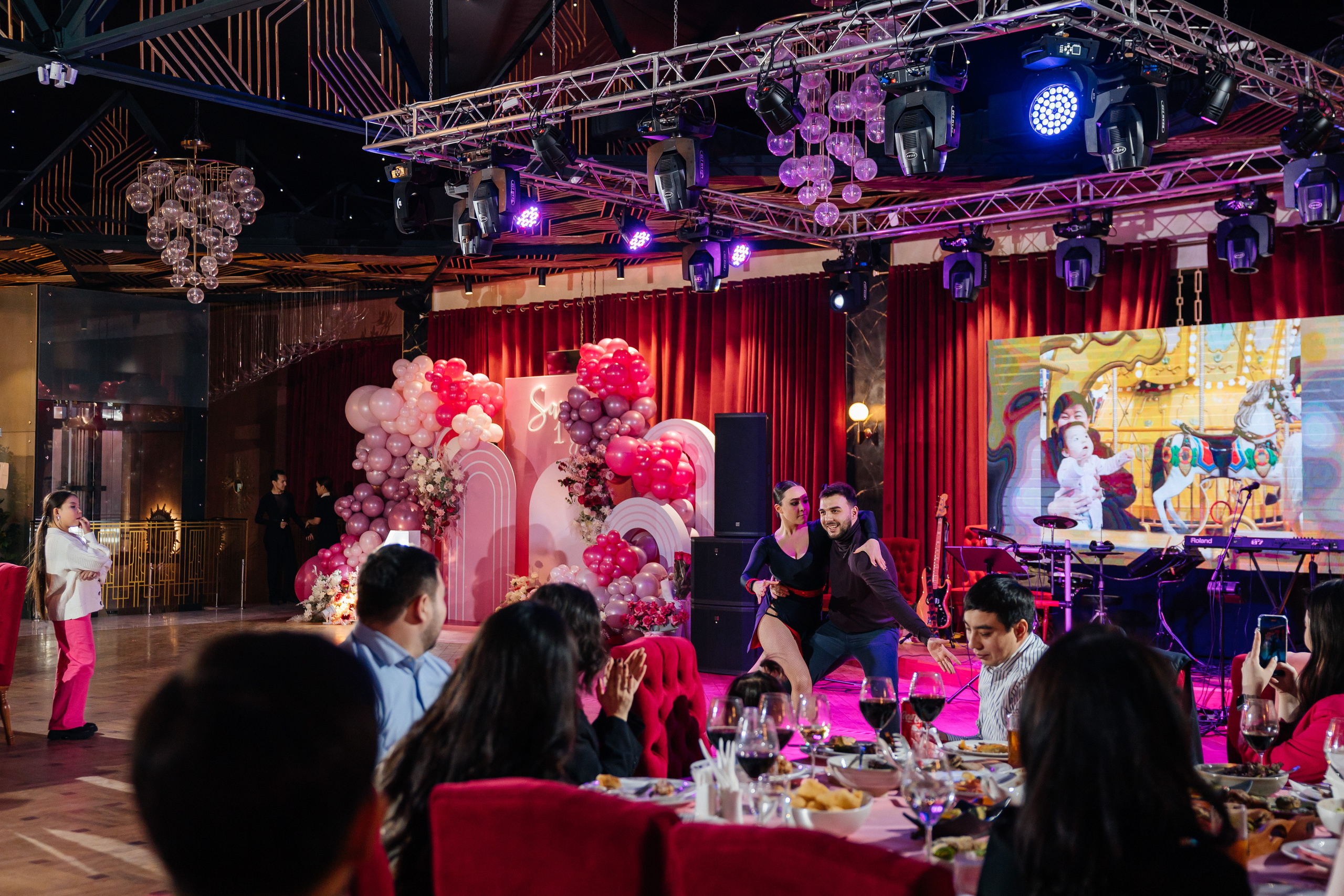 1 жас той. Профессиональный фотограф в городе Астана/Алматы Даурен Сембаев