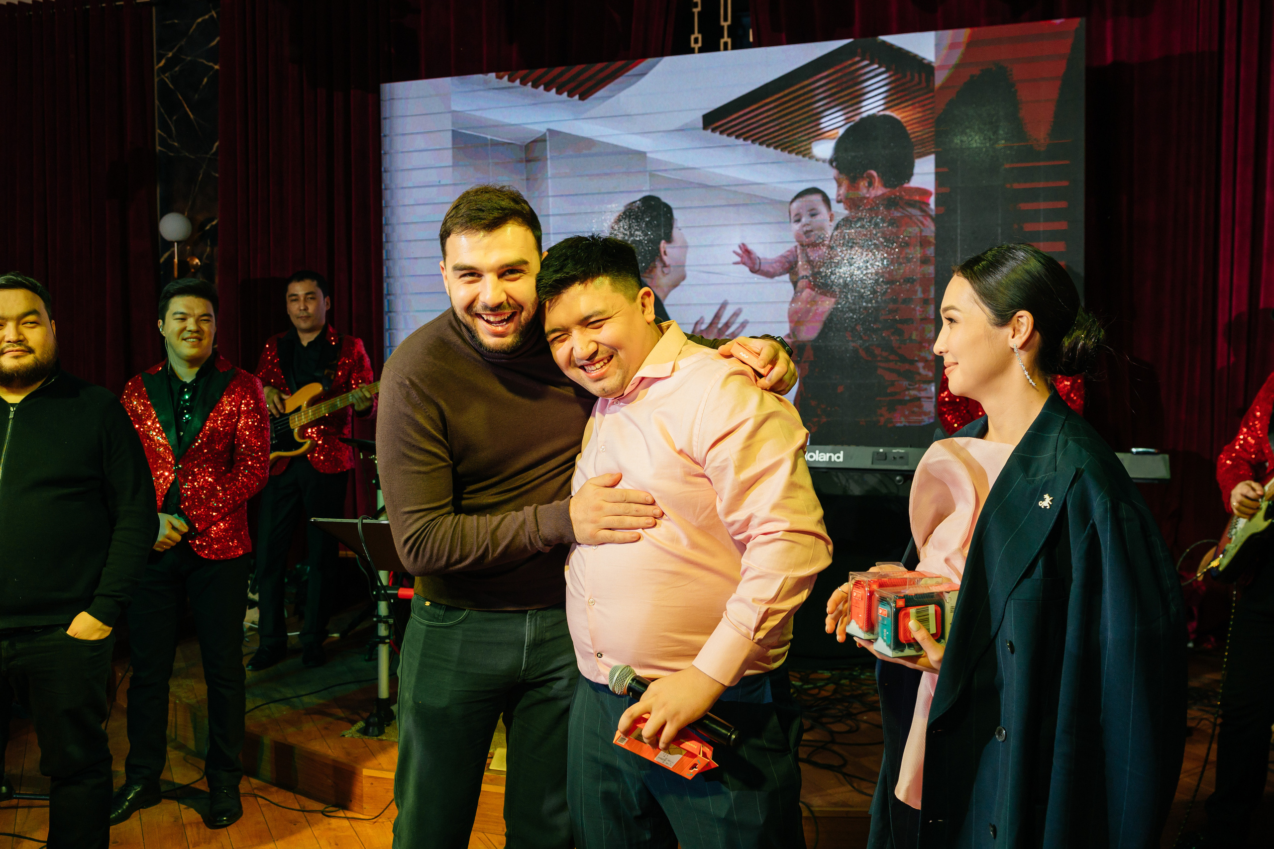 1 жас той. Профессиональный фотограф в городе Астана/Алматы Даурен Сембаев