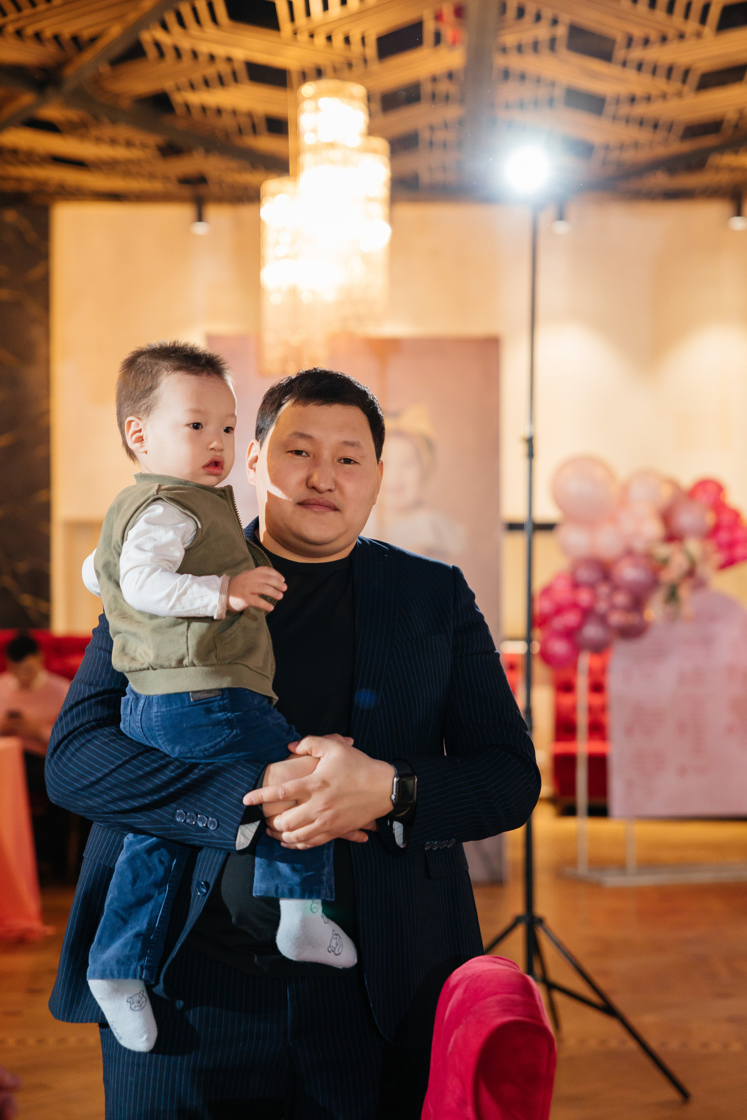 1 жас той. Профессиональный фотограф в городе Астана/Алматы Даурен Сембаев