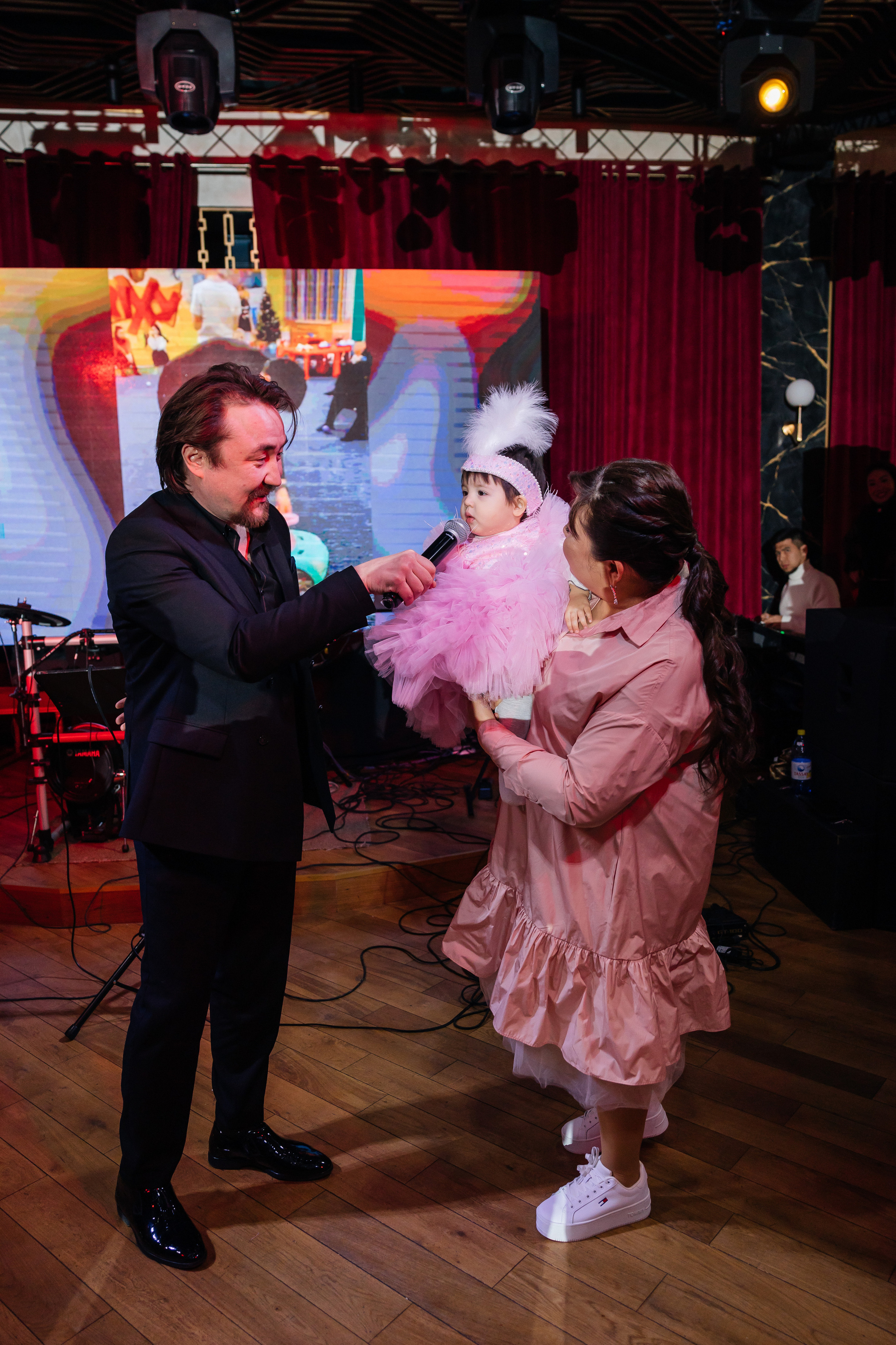 1 жас той. Профессиональный фотограф в городе Астана/Алматы Даурен Сембаев