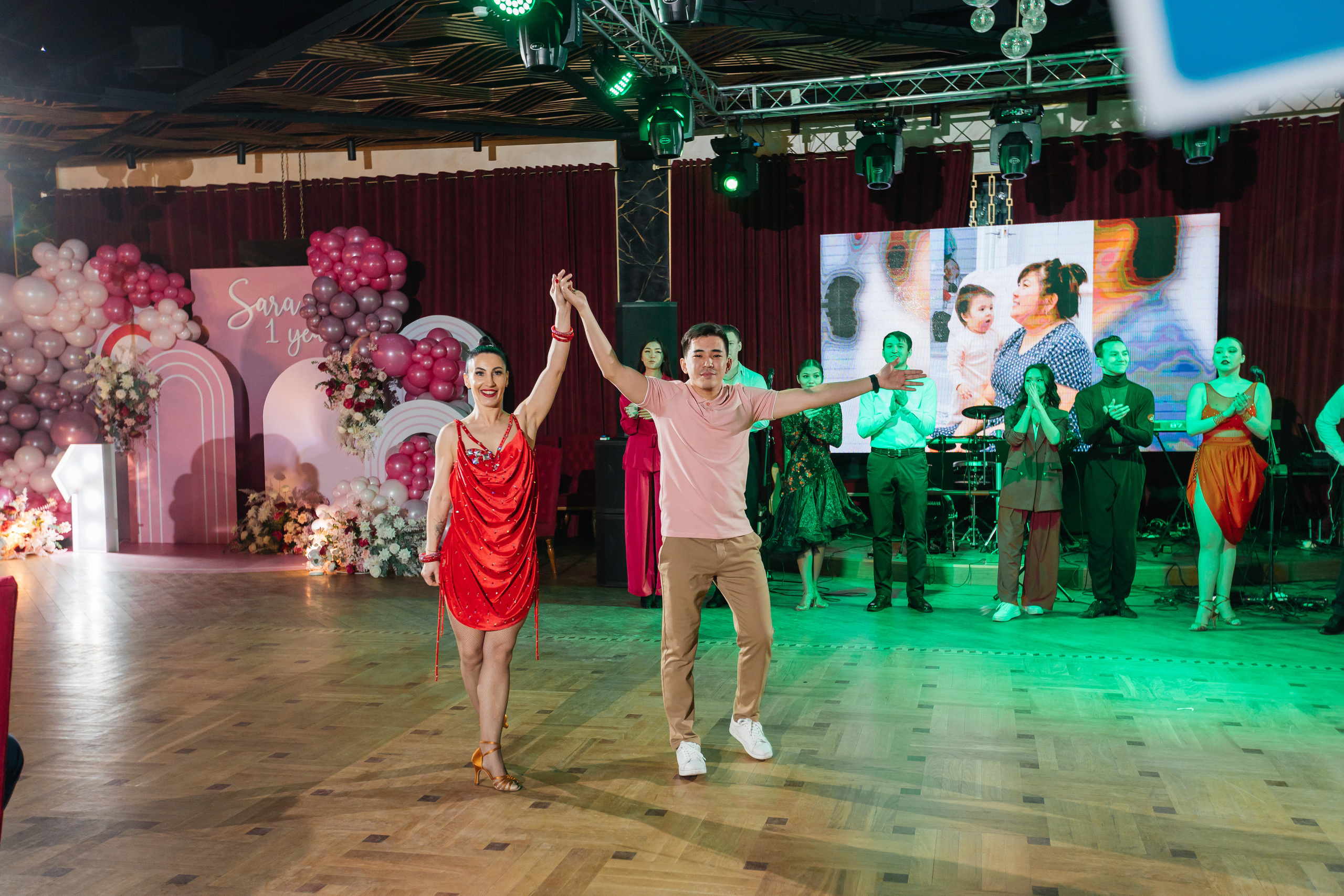 1 жас той. Профессиональный фотограф в городе Астана/Алматы Даурен Сембаев