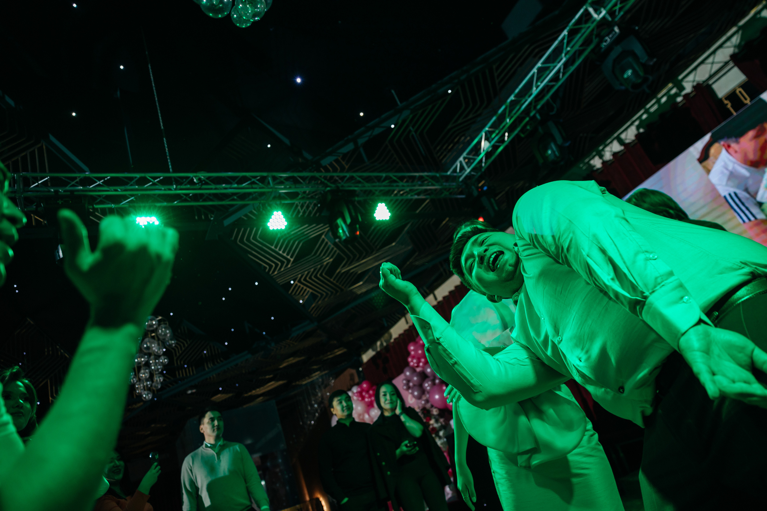 1 жас той. Профессиональный фотограф в городе Астана/Алматы Даурен Сембаев