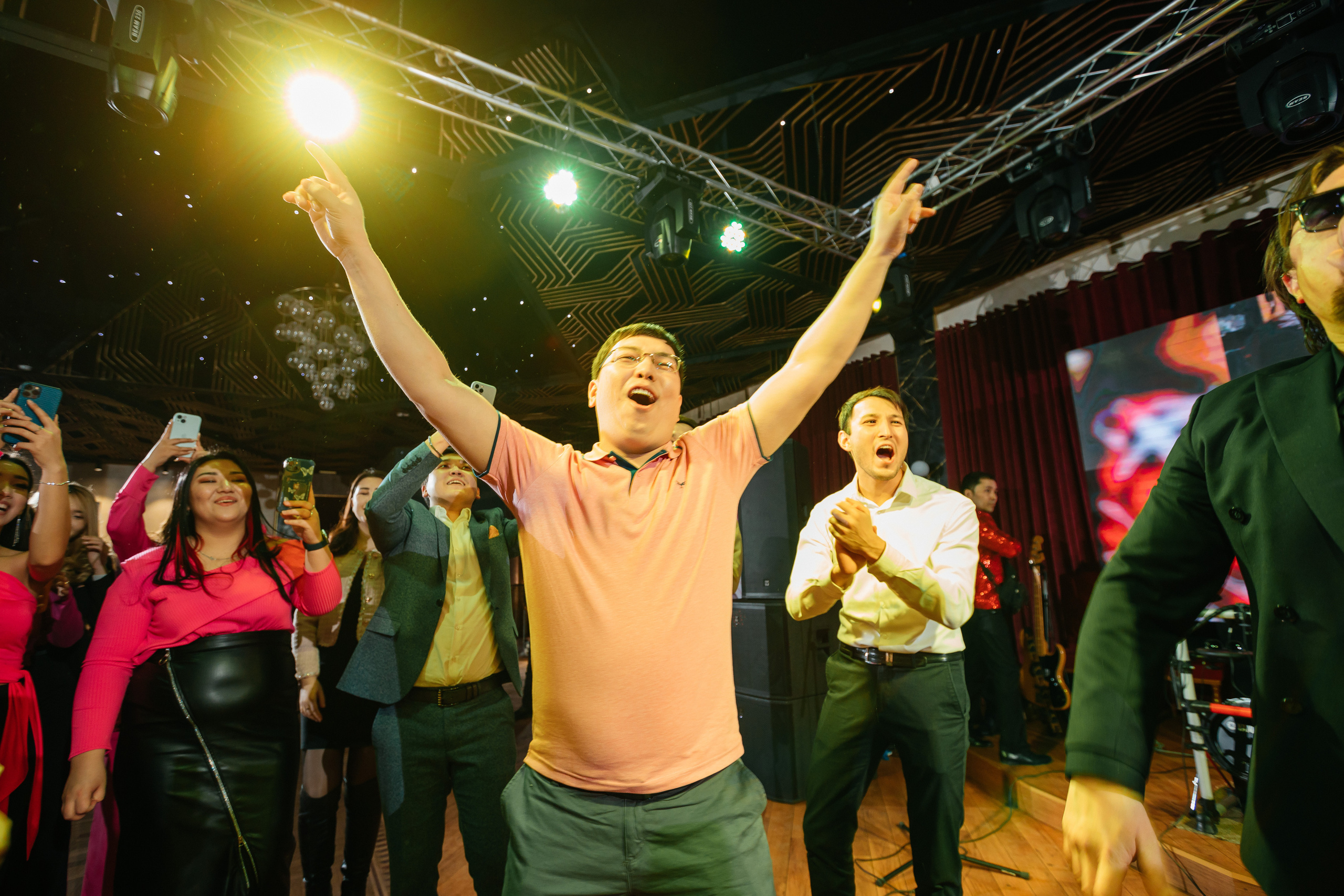 1 жас той. Профессиональный фотограф в городе Астана/Алматы Даурен Сембаев